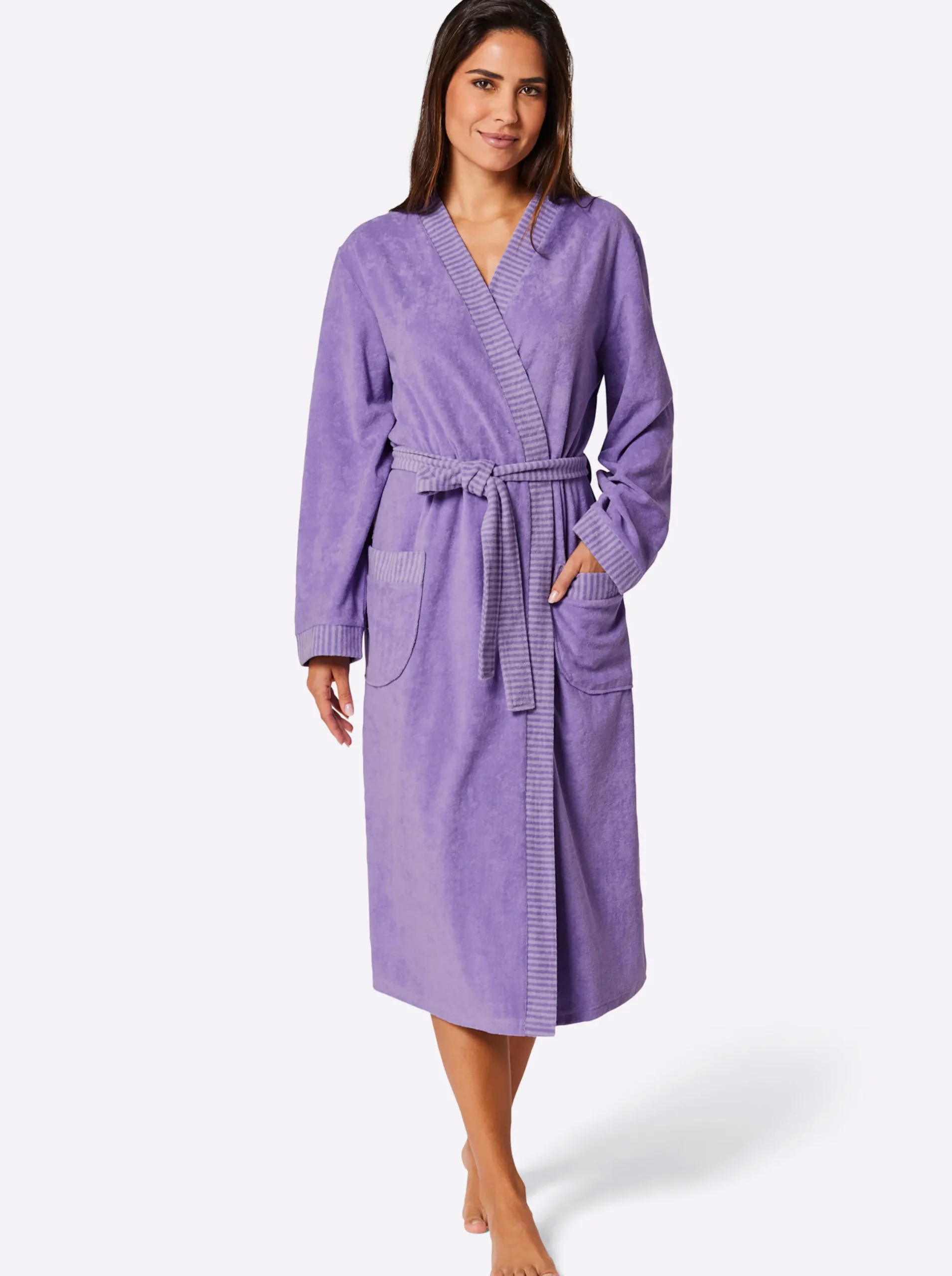 Nachtwäsche|Comtessa Bademantel lavendel