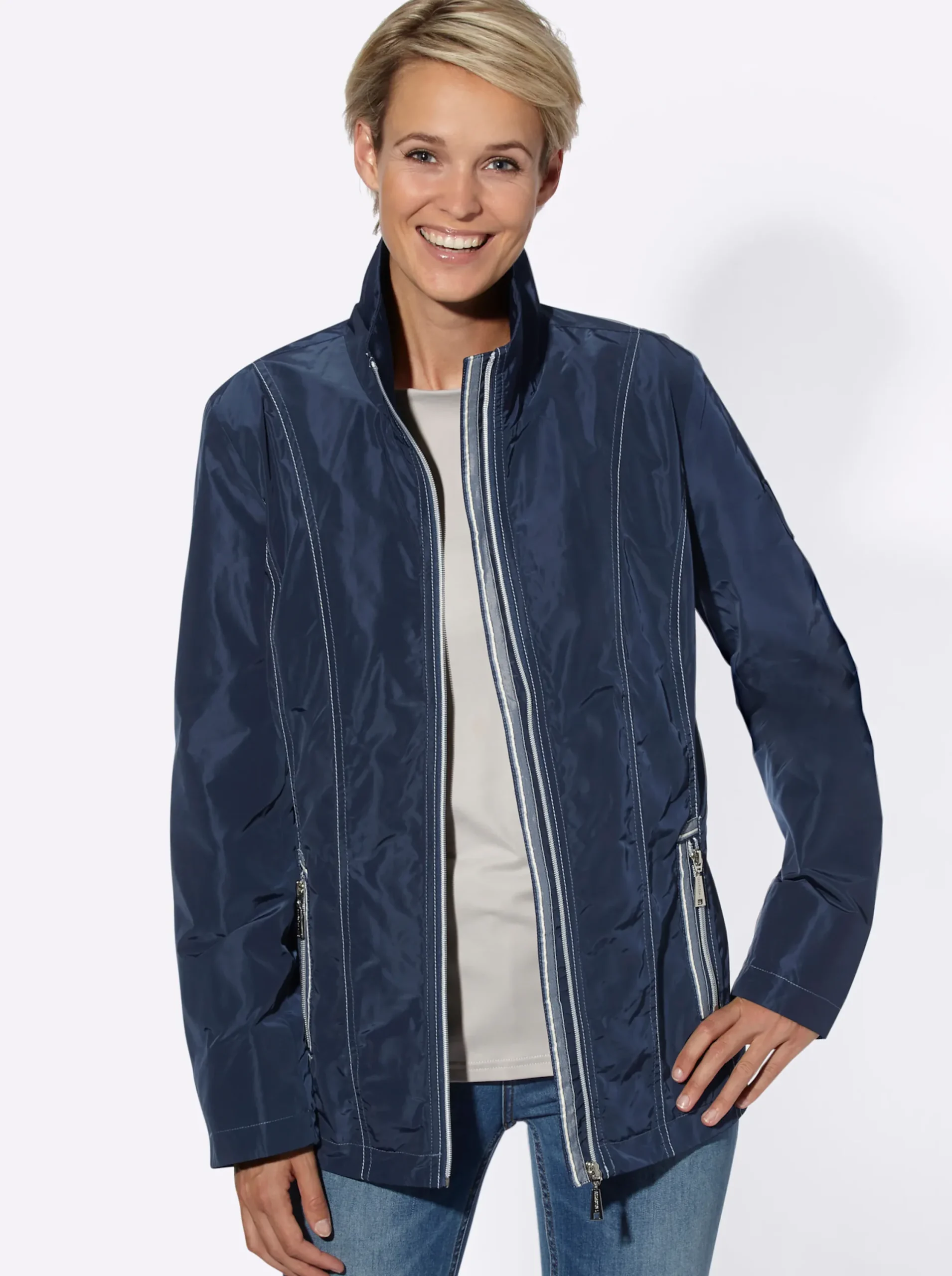 Jacken| Übergangsjacke mit kontrastfarbigen Ziernähten marine