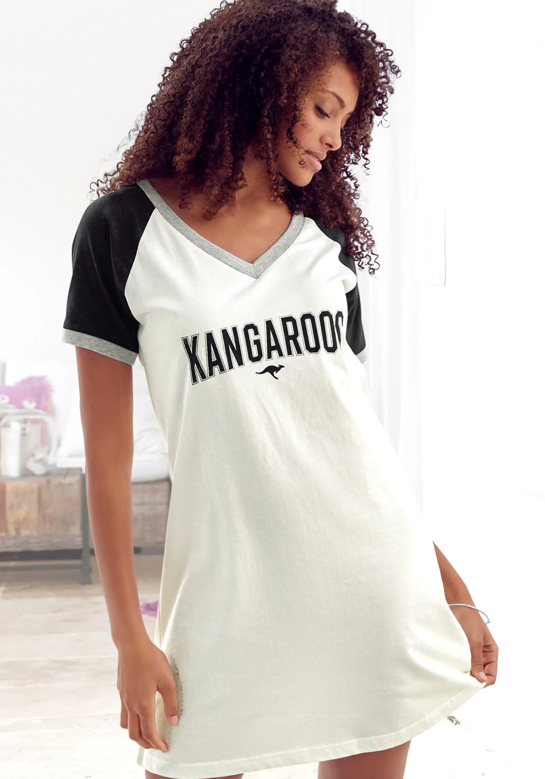 Nachtwäsche|KangaROOS Bigshirt schwarz-weiß