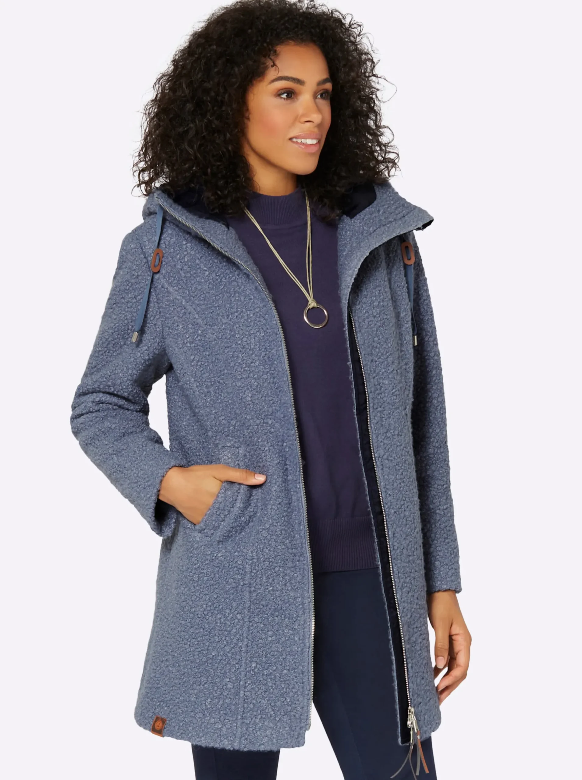 Jacken| Boucléjacke mit Lederimitat-Details taubenblau