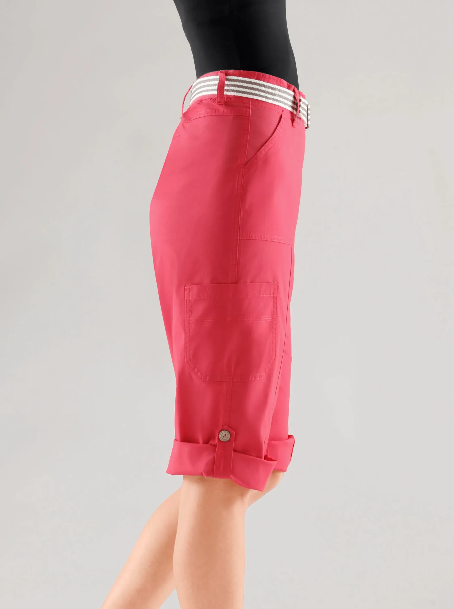 Hosen| Caprihose inklusive Gürtel rot