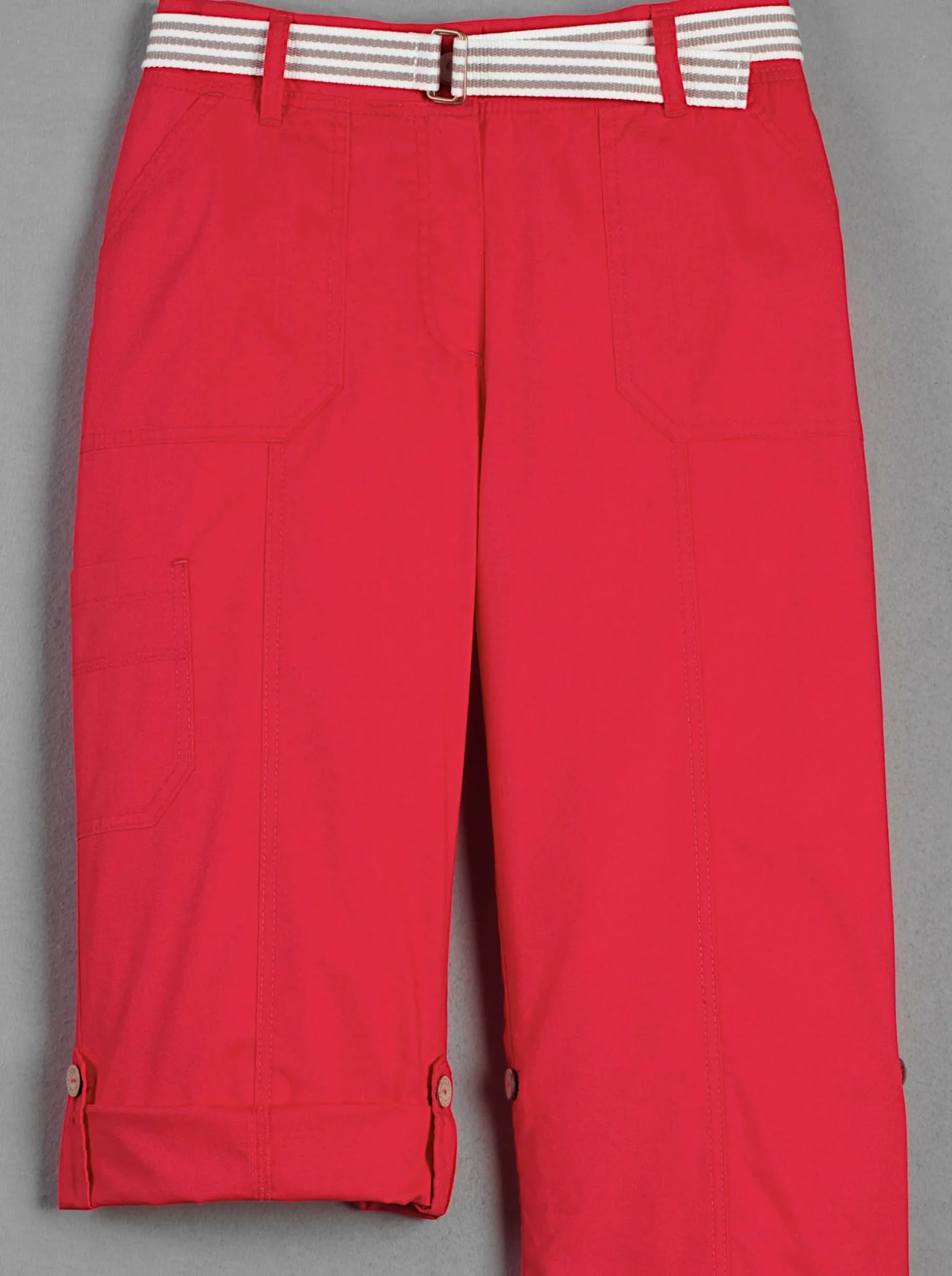 Hosen| Caprihose inklusive Gürtel rot