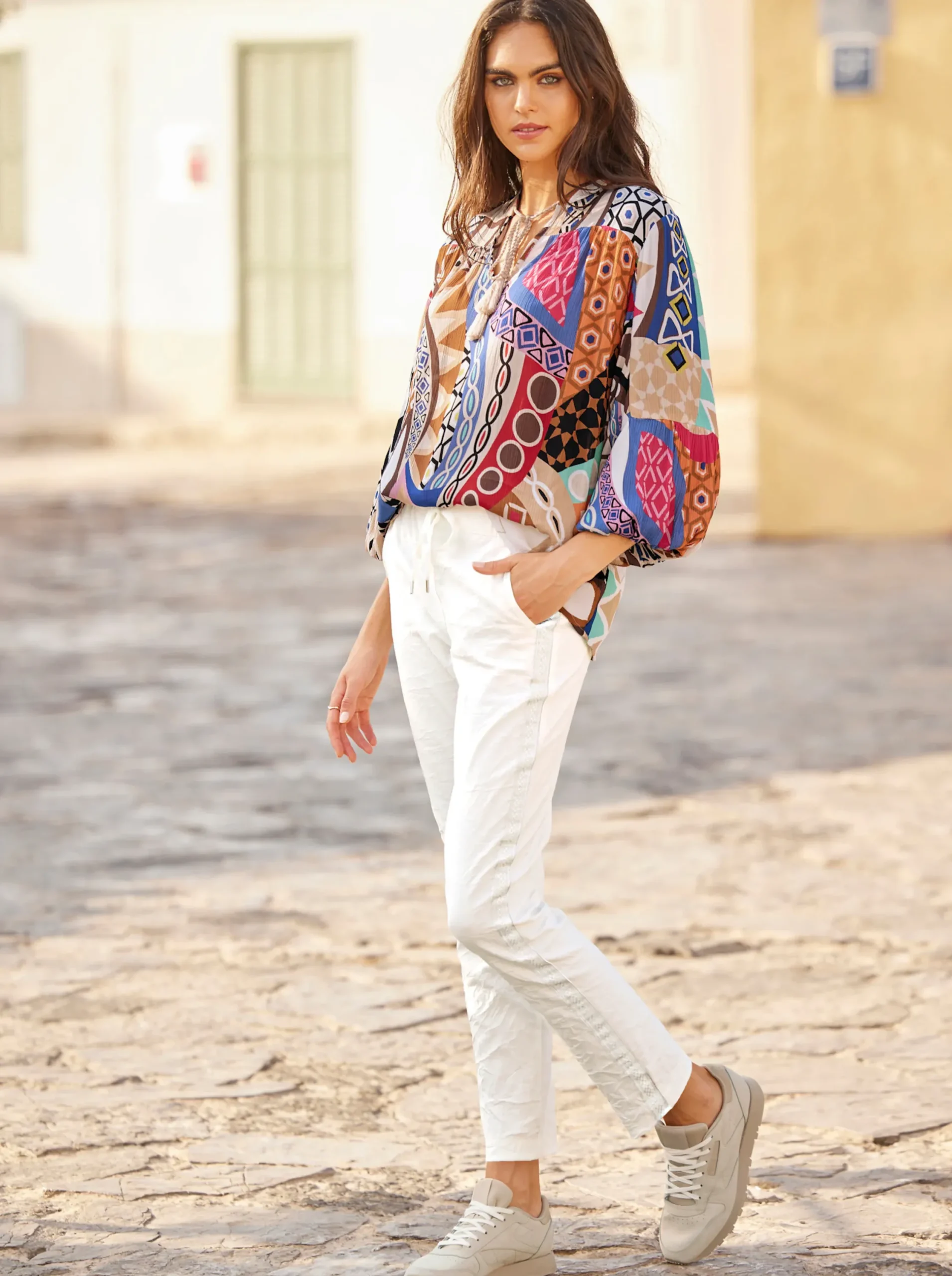 Strandmode|Blusen|heine Druckbluse mit Ballonärmeln champagner-royalblau-bedruckt