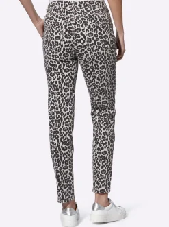 Jeans|heine Druckhose mit Leomuster und Patches hellgrau-schwarz-bedruckt