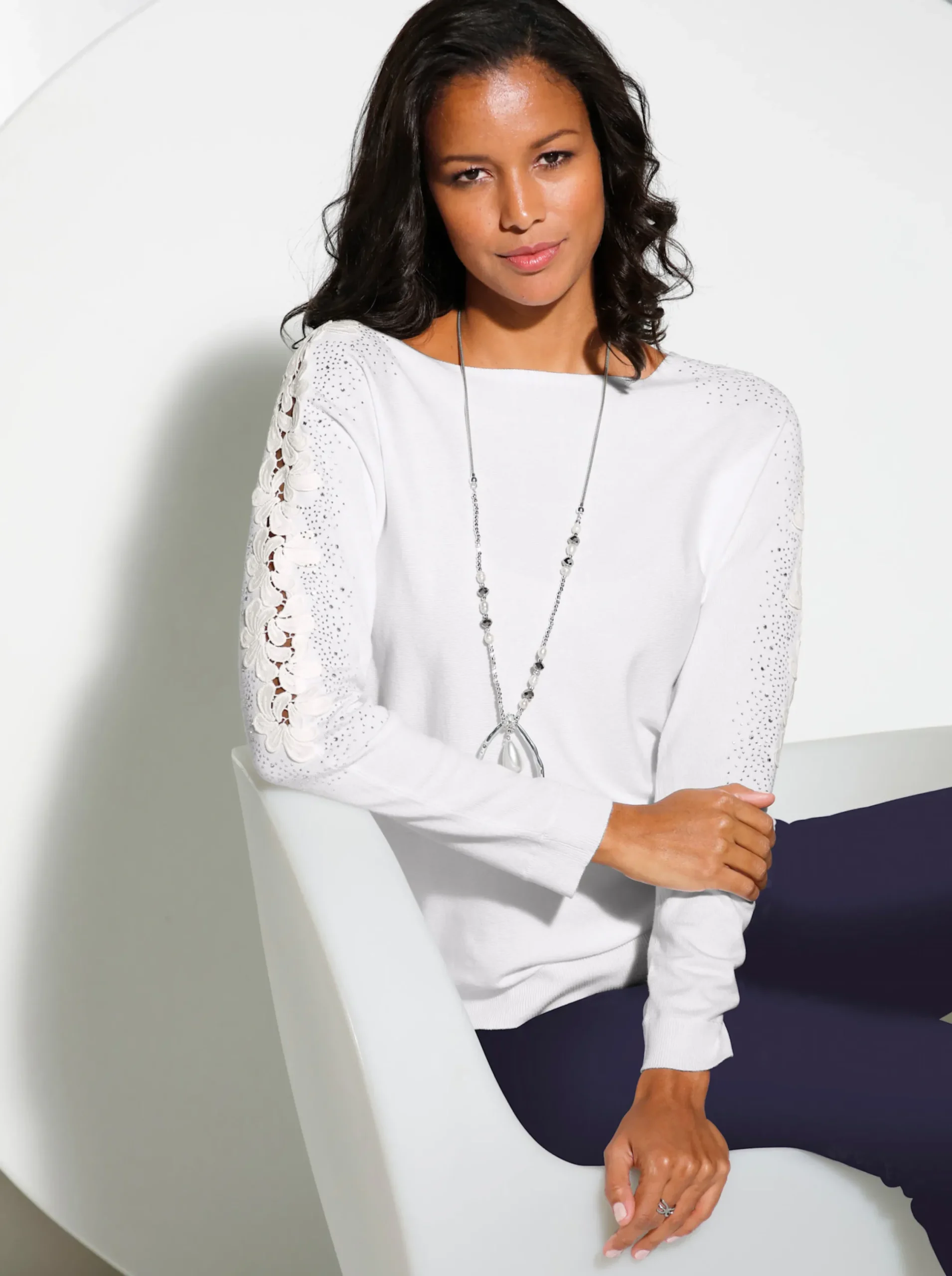 Pullover| Fledermauspullover mit Glitzersteinchen ecru