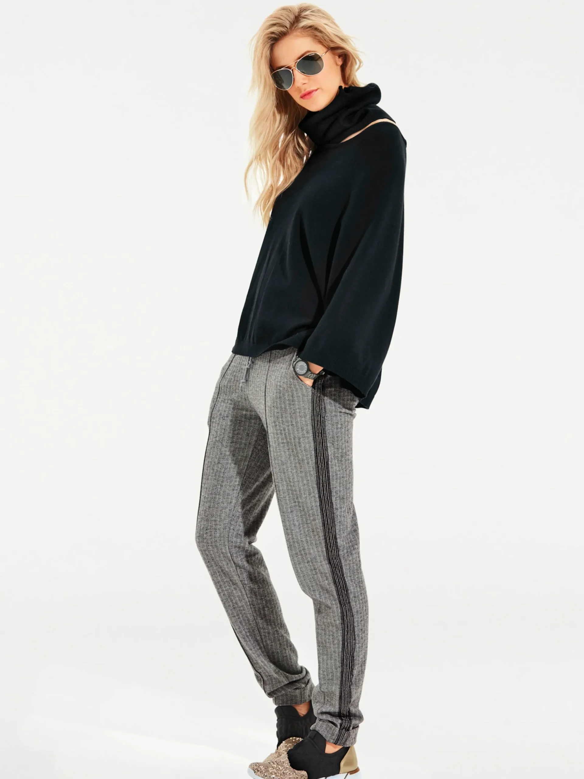 Pullover|heine Fledermauspullover mit Loop-Schal schwarz