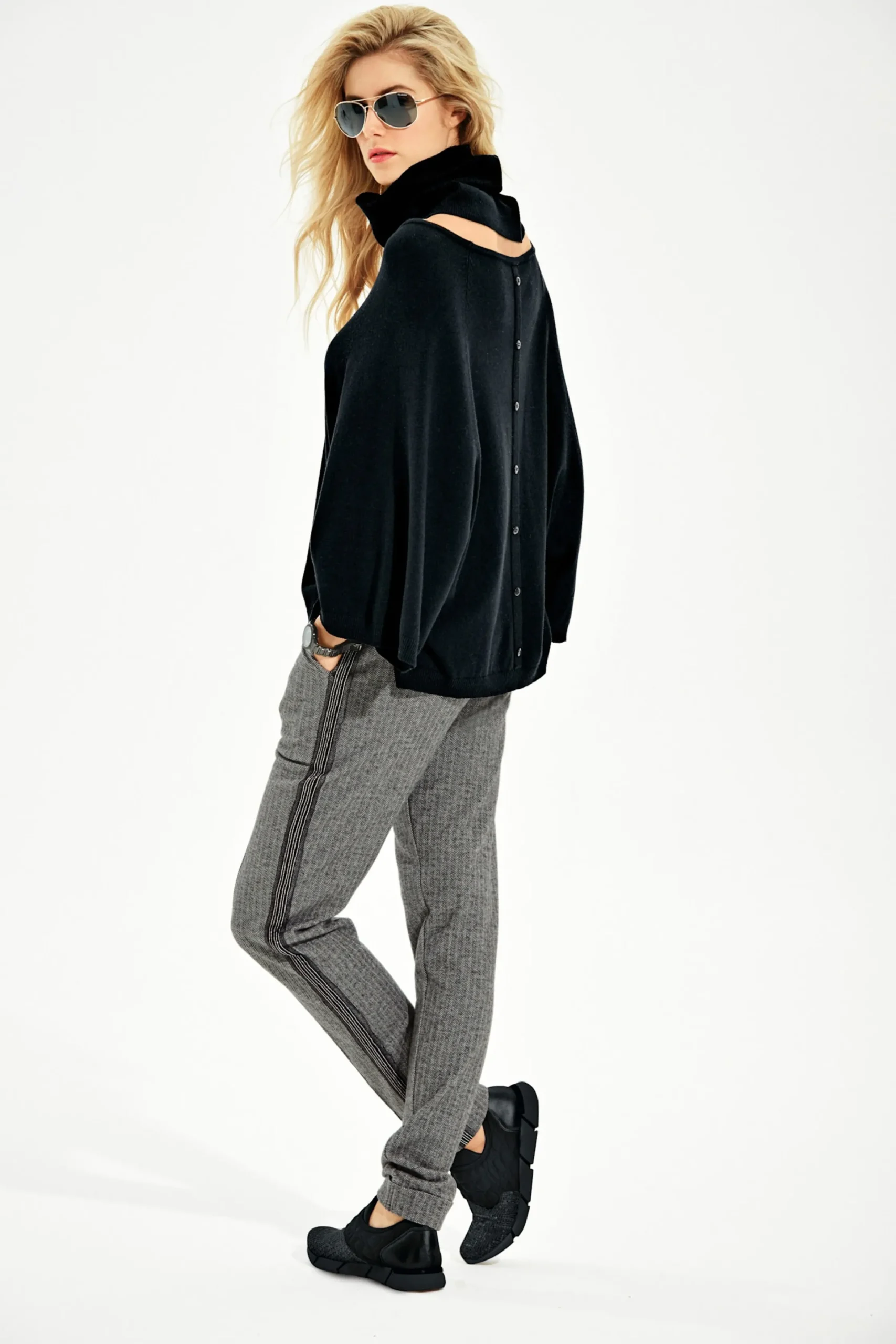 Pullover|heine Fledermauspullover mit Loop-Schal schwarz
