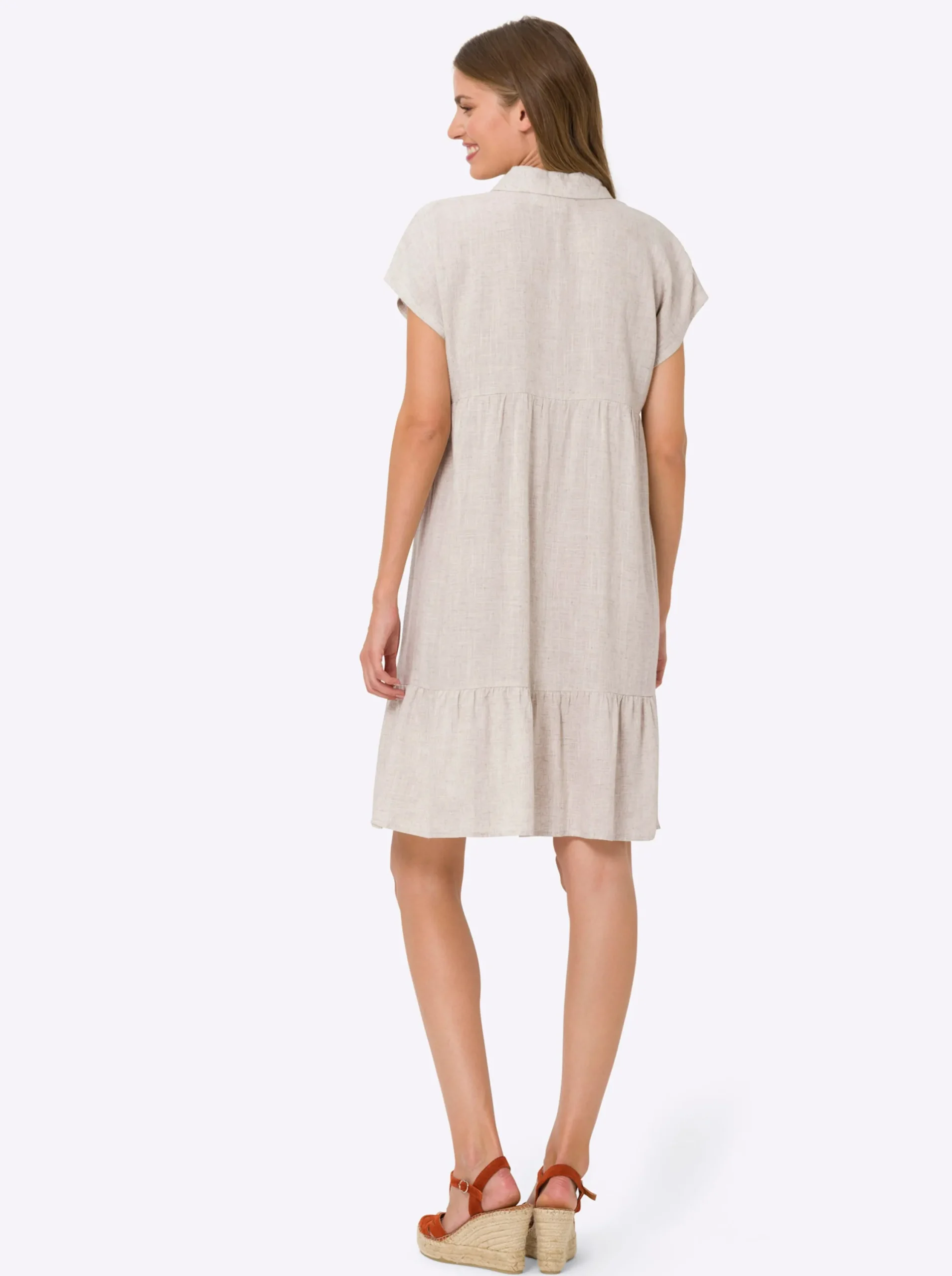 Strandkleider|Kleider|heine Freizeitkleid mit Horn-Optik-Knöpfen sand-meliert