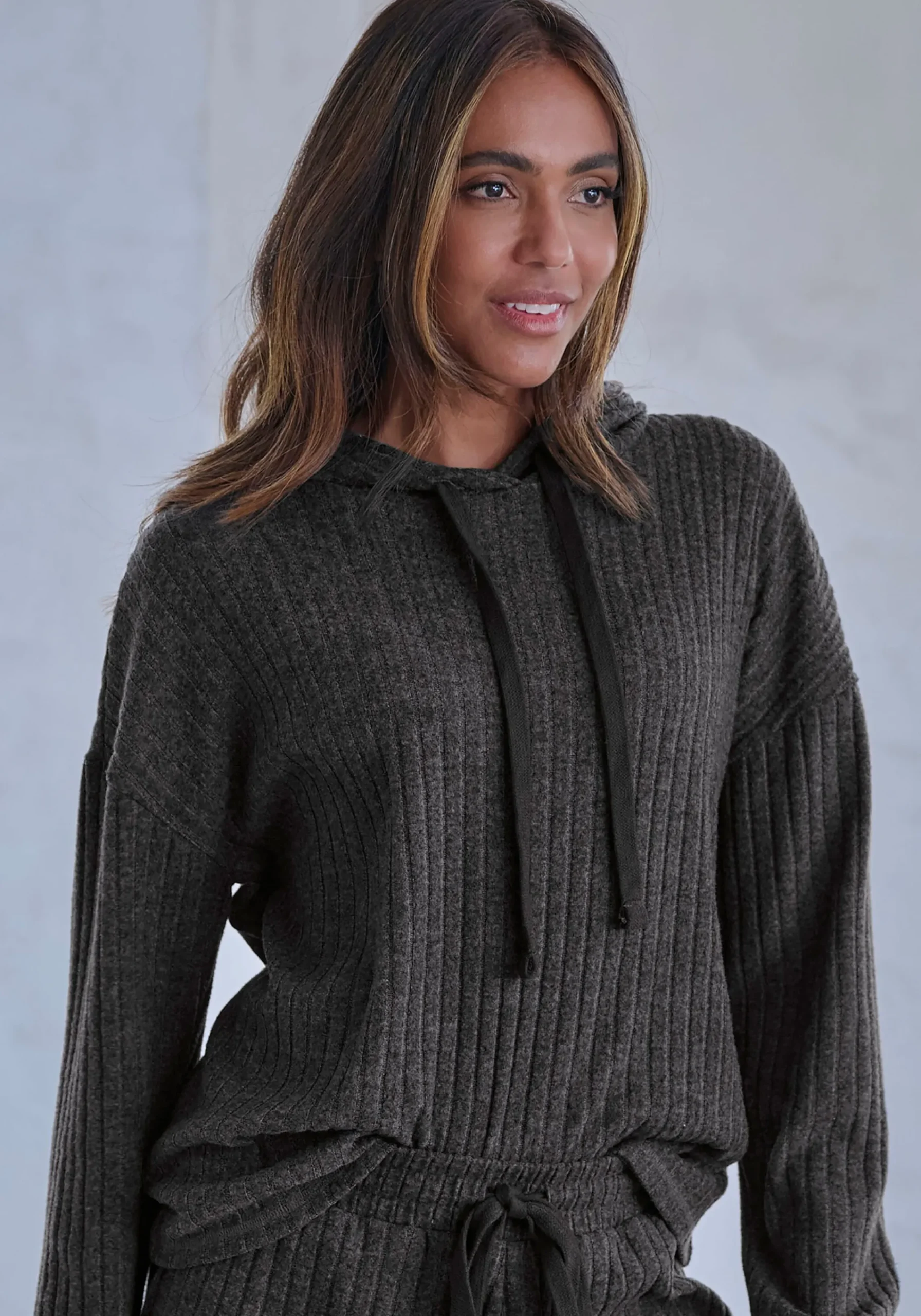 Pullover|LASCANA Hoodie anthrazit-meliert