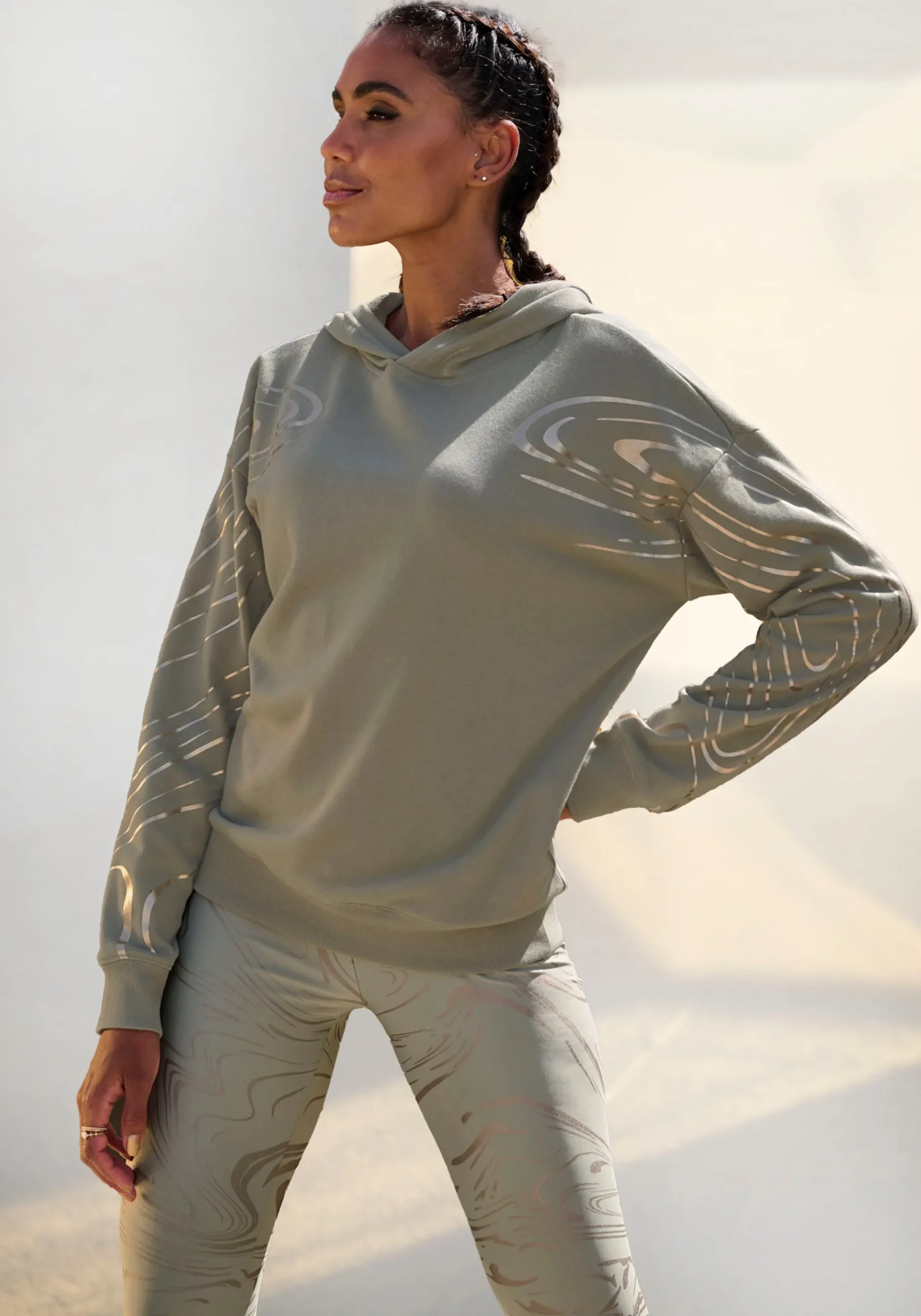 Pullover|LASCANA ACTIVE Hoodie hellgrün
