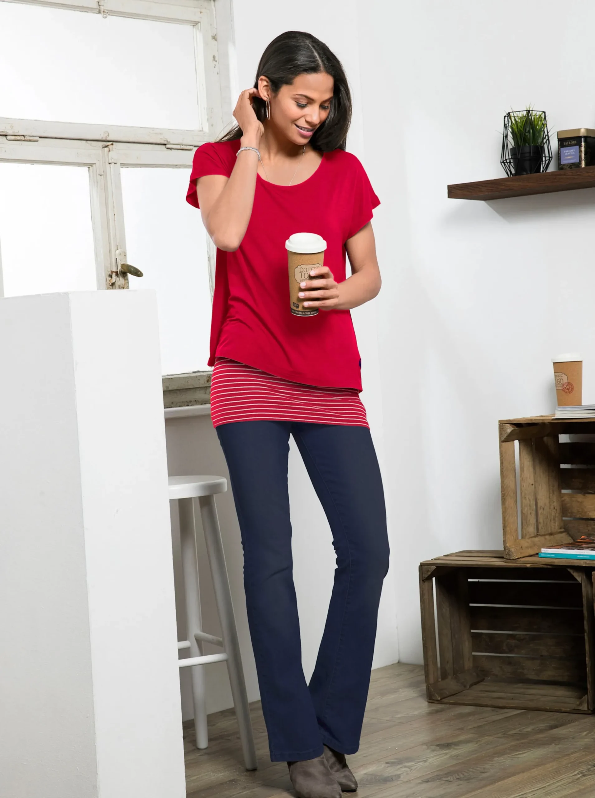 Strandmode| 2-in-1-Shirt mit Ringel-Top rot