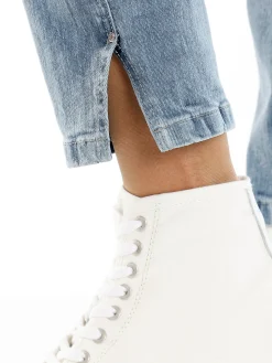Jeans|heine Jeans mit kleinen Seitenschlitzen bleached