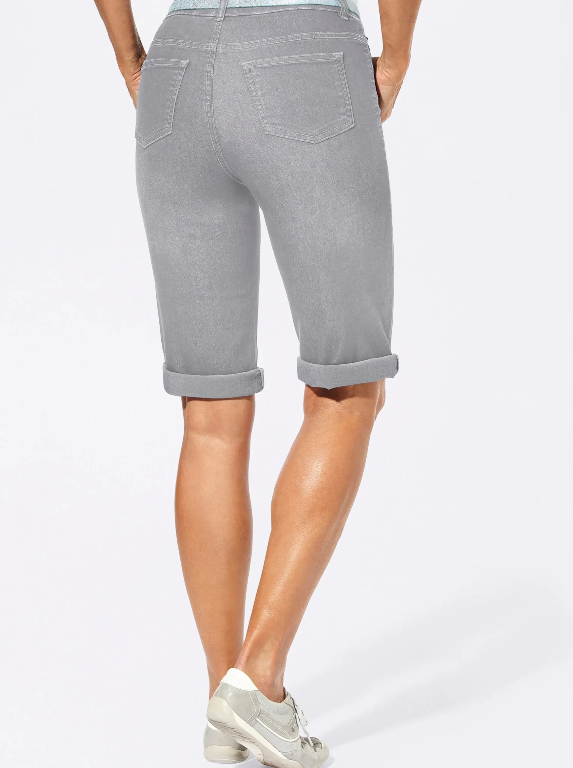 Jeans| Jeansbermudas mit Gratis-Gürtel greydenim