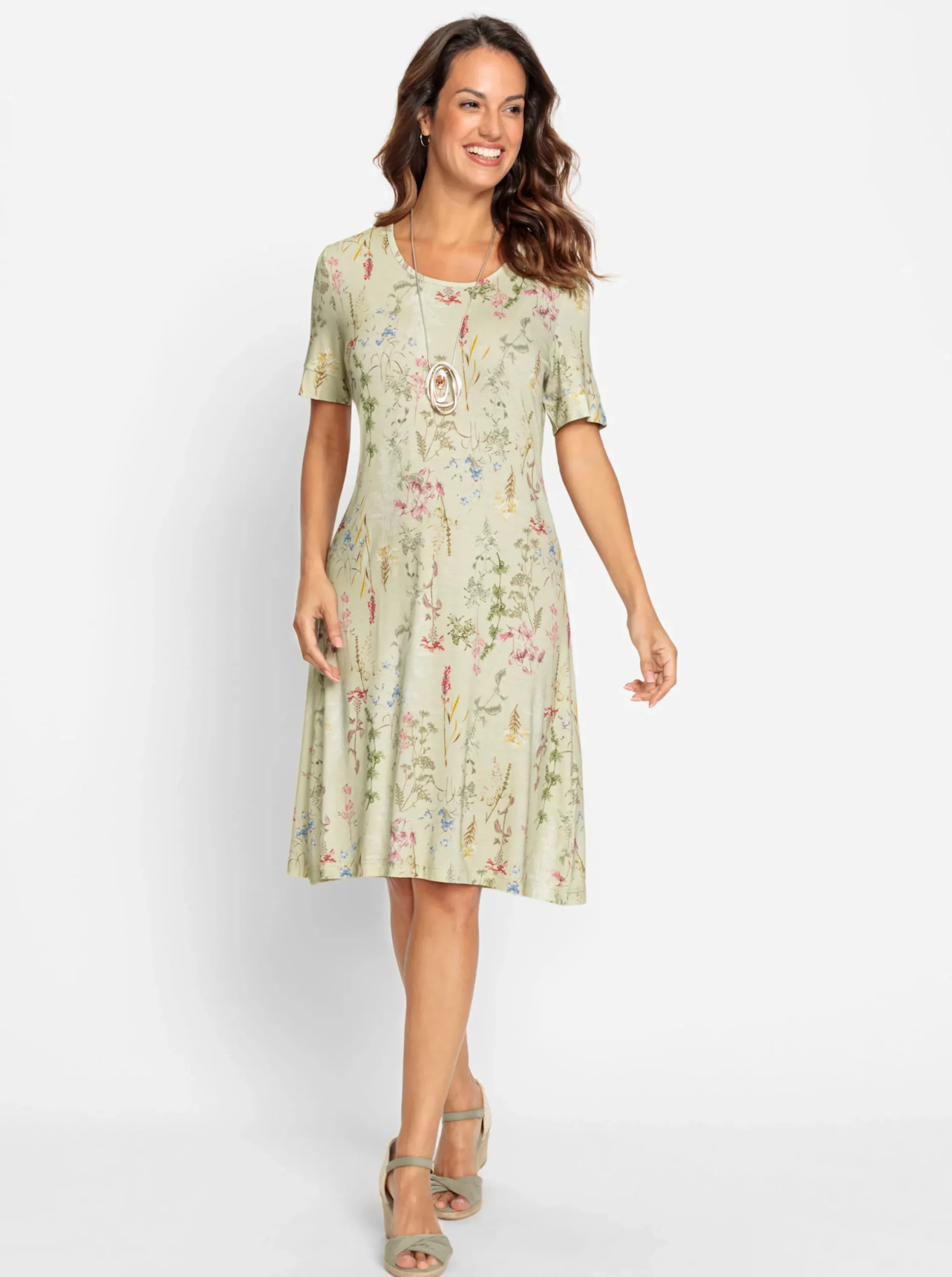 Strandkleider|Kleider| Jerseykleid mit Blümchen-Druck pistazie-bedruckt