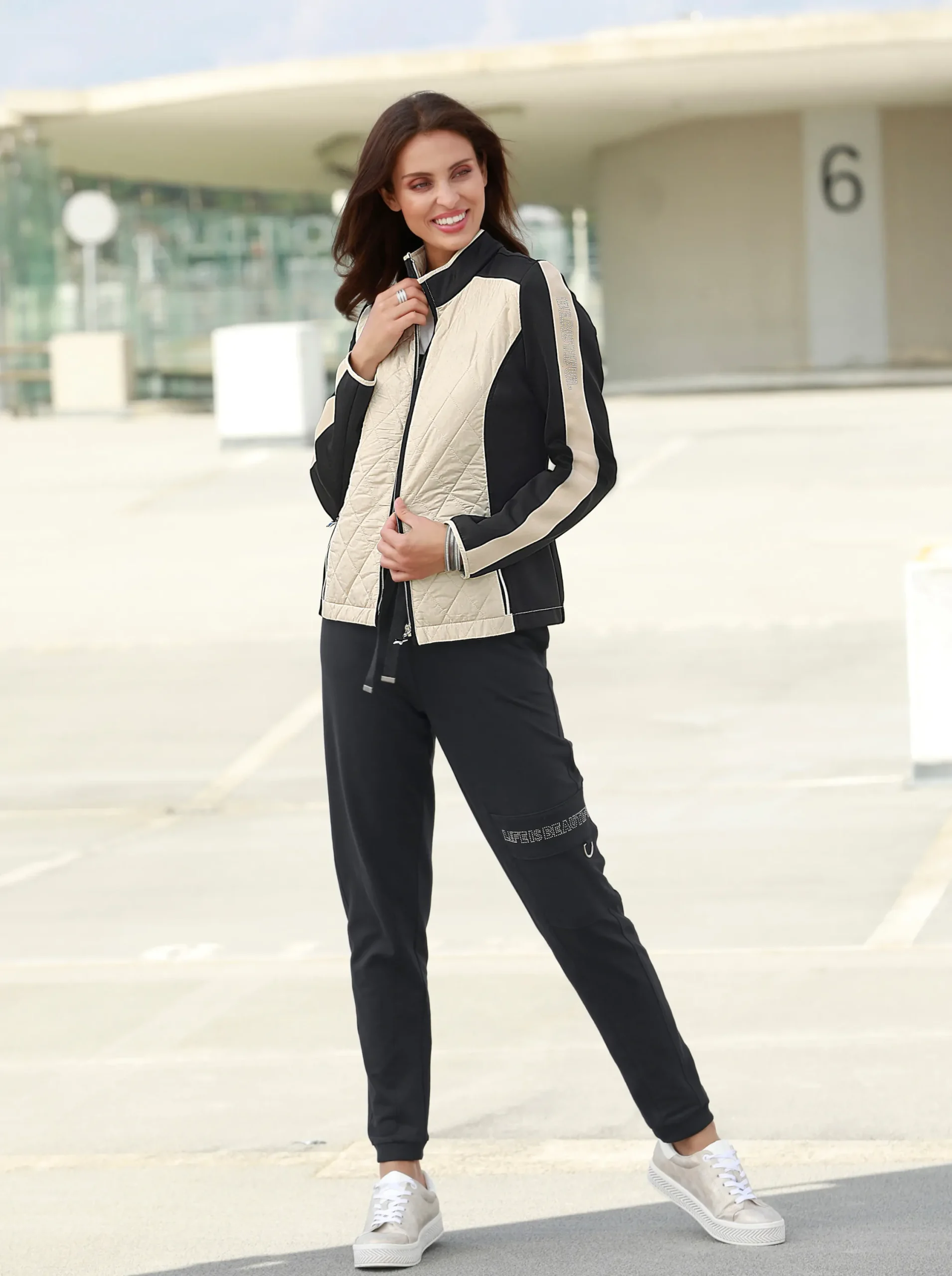Homewear|Hosen| Jogg Pants mit Ripp-Abschlüssen schwarz