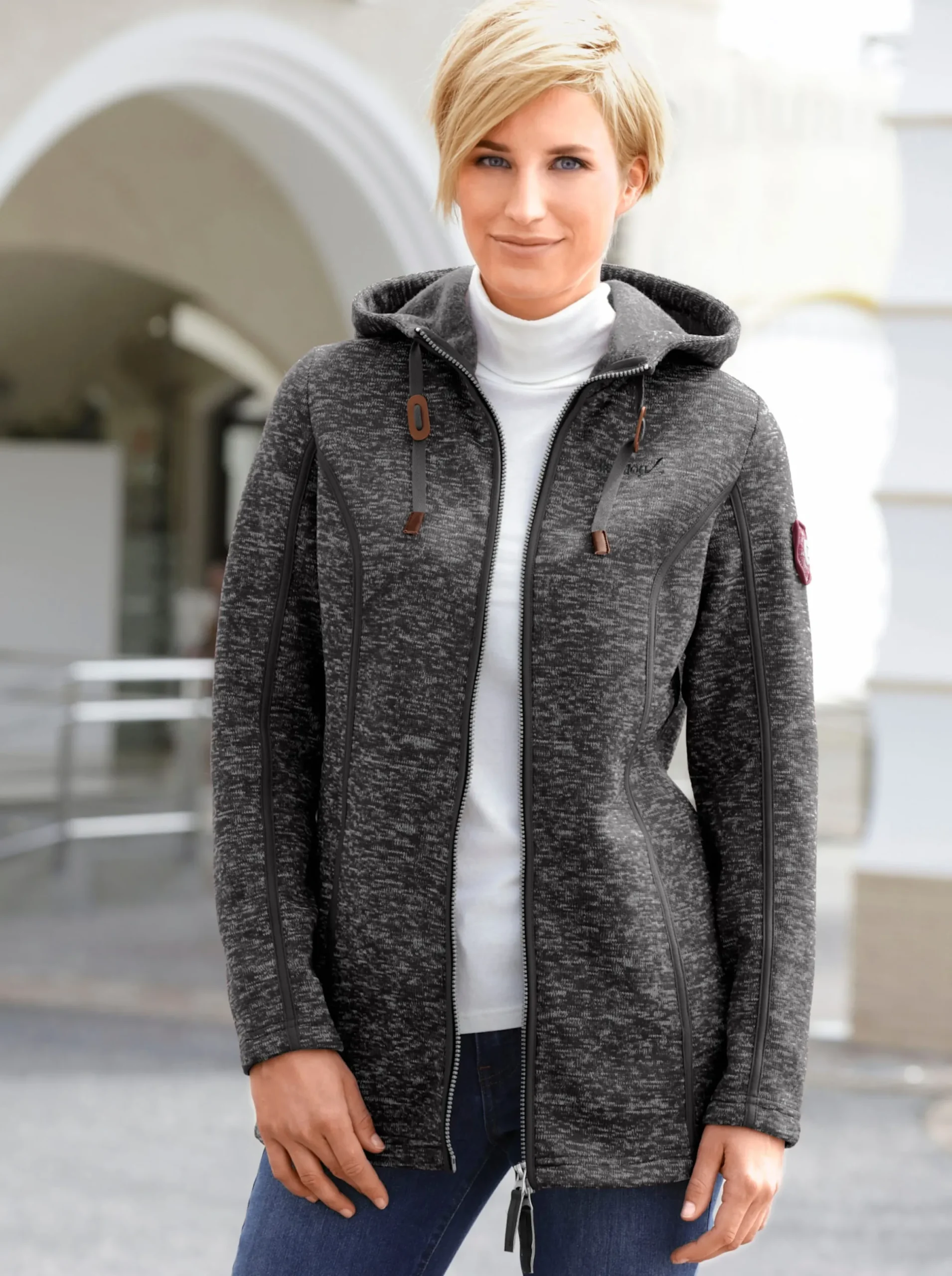 Jacken| Kapuzenfleecejacke mit Umlegekragen schwarz-meliert