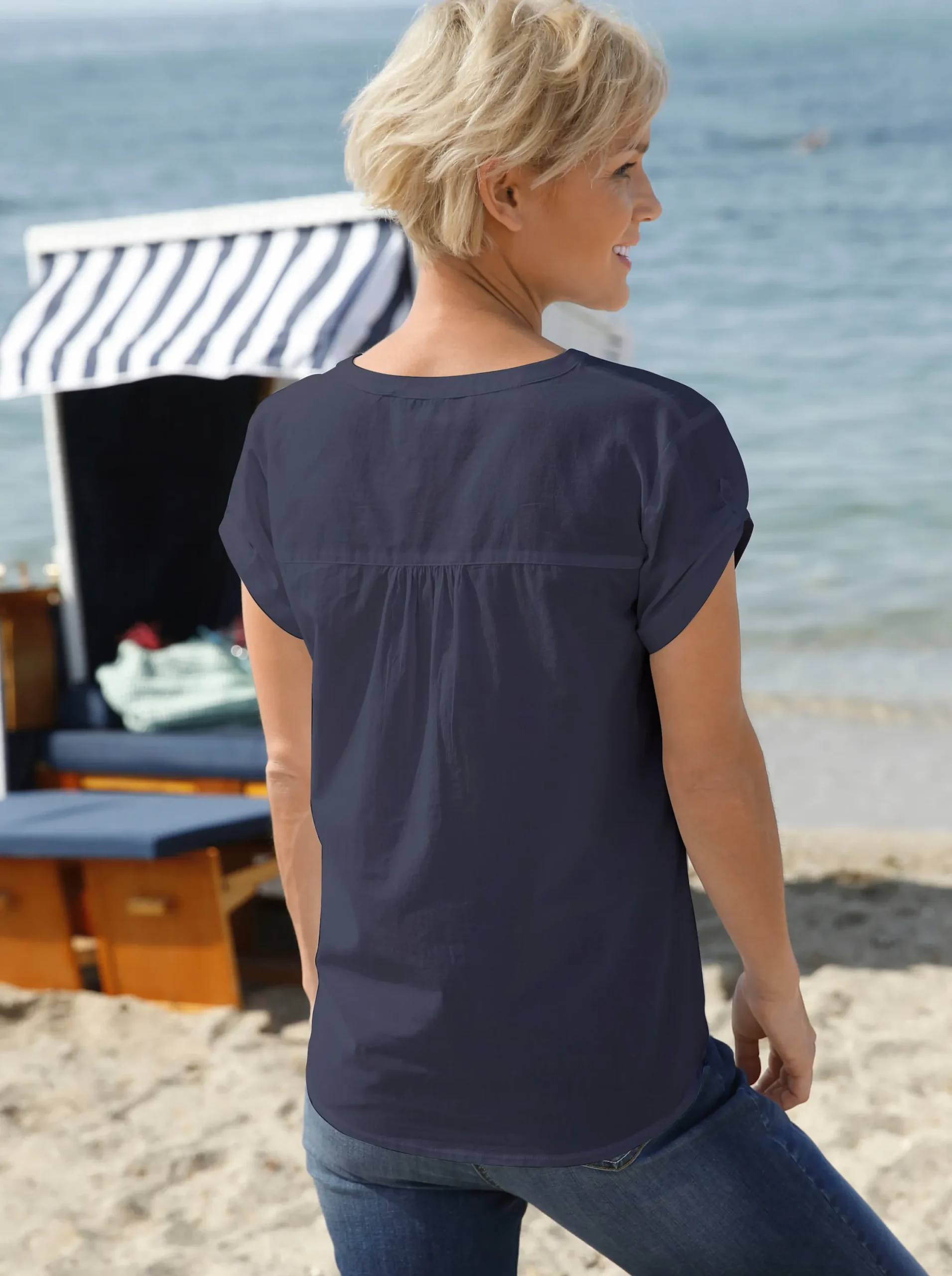 Strandmode| Kurzarmbluse mit kurzer Knopfleiste marine