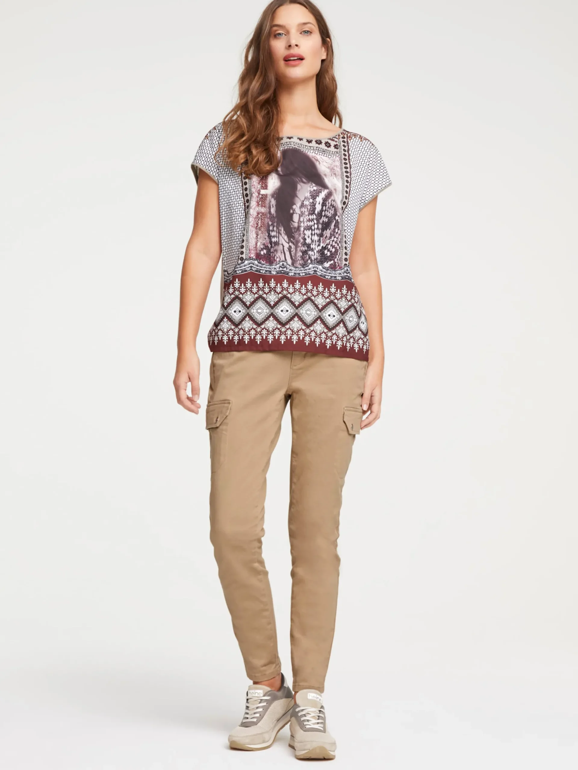 Shirts|heine Kurzarmshirt mit Foto-Print vorne sand