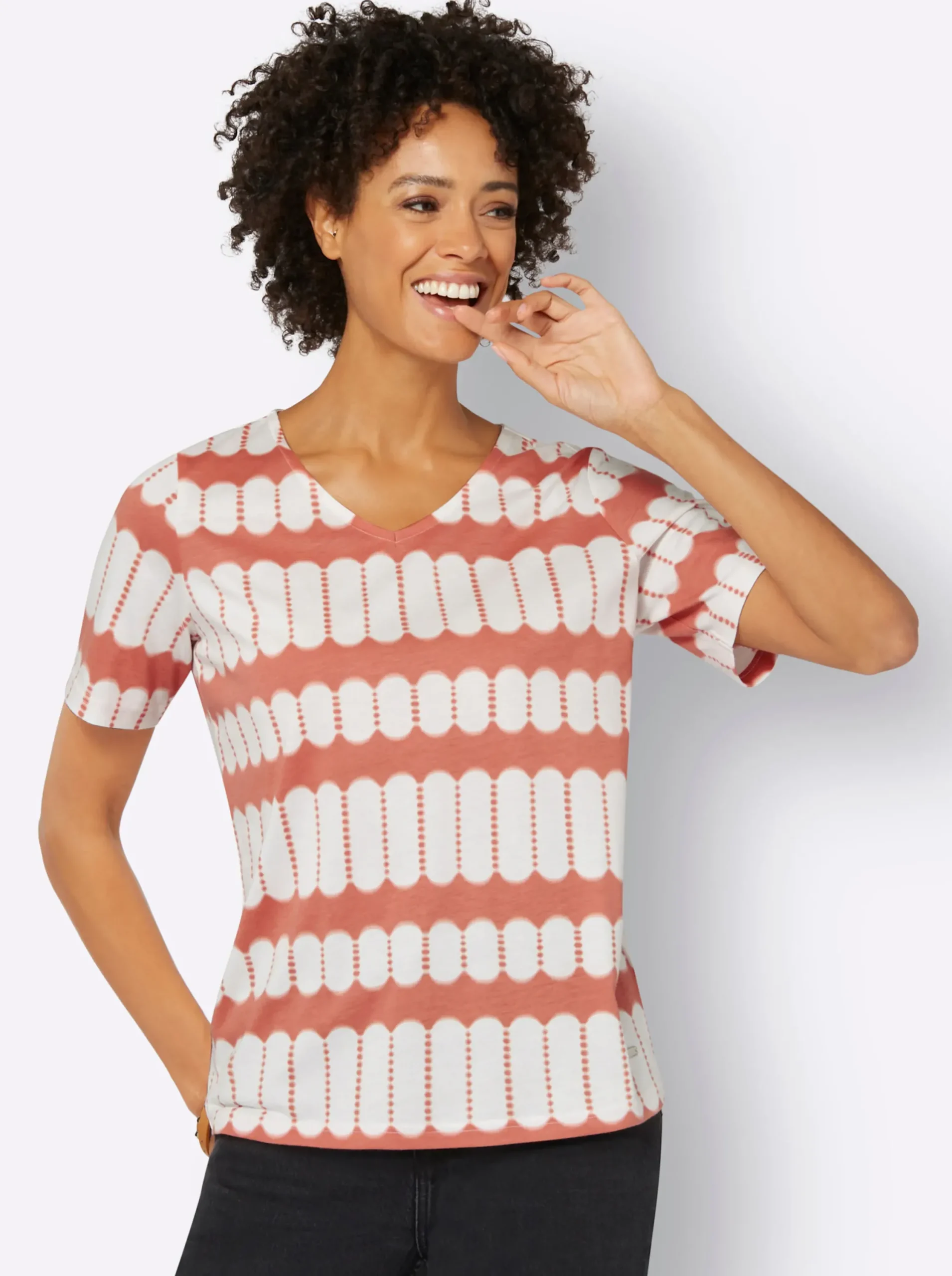 Shirts| Kurzarmshirt mit V-Ausschnitt papaya-ecru-bedruckt