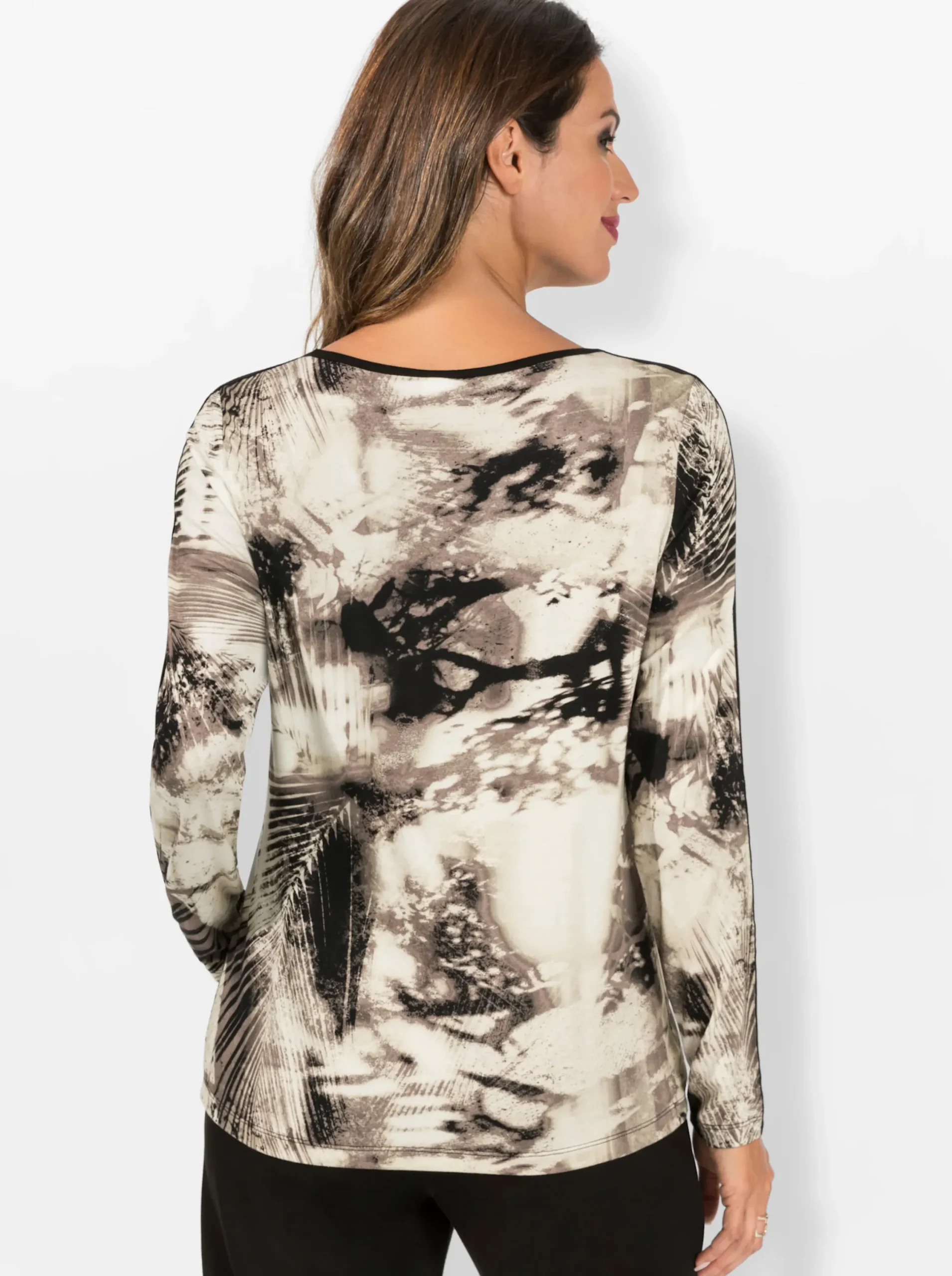Shirts| Langarmshirt mit U-Boot-Ausschnitt sand-schwarz-bedruckt