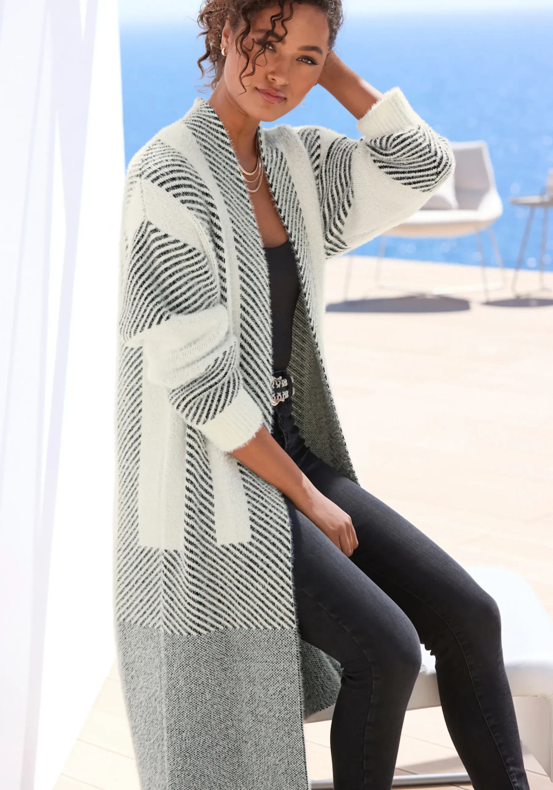 Strickjacken|LASCANA Longstrickjacke creme-schwarz