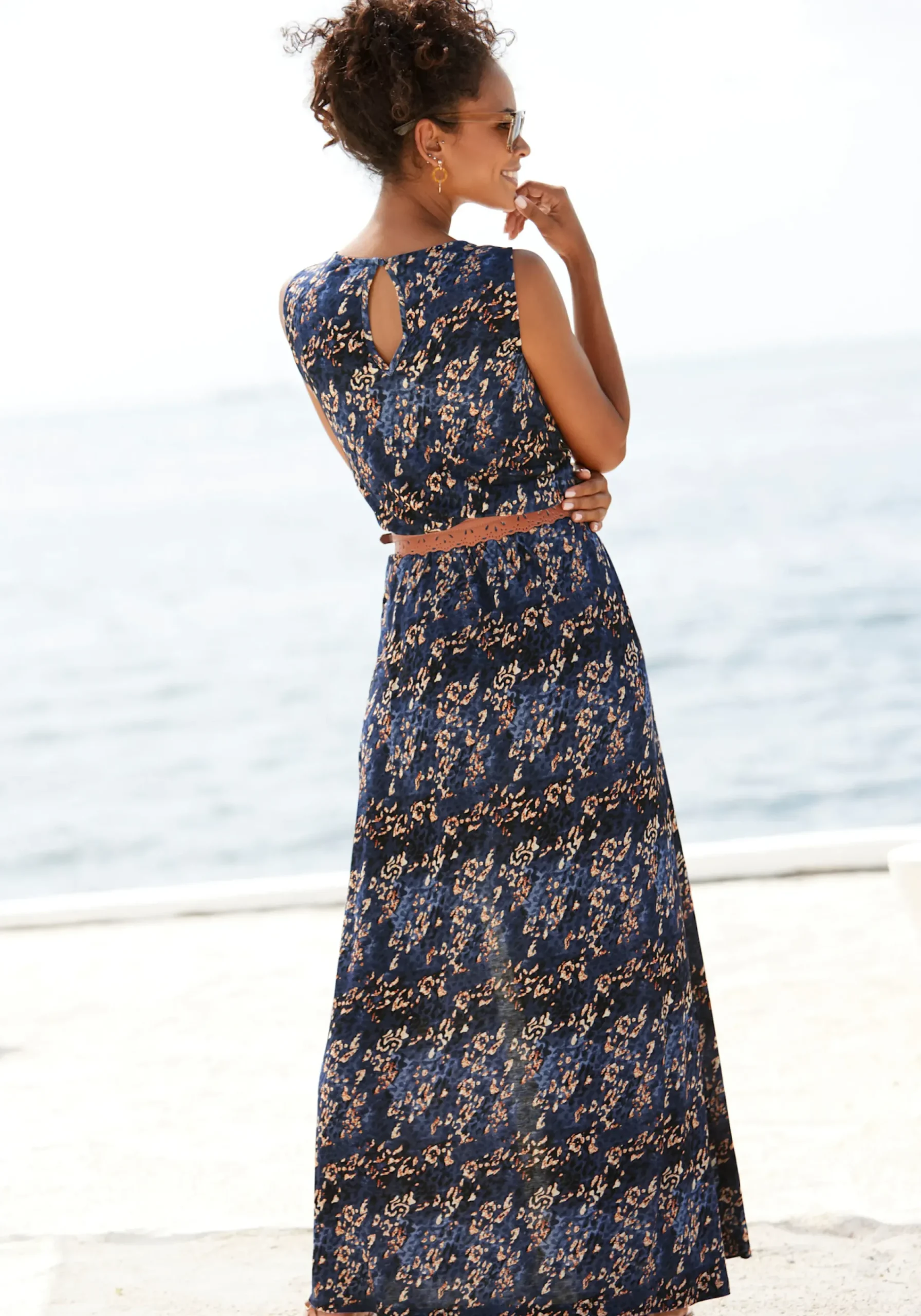 Strandkleider|Kleider|Vivance Maxikleid blau-rosébedruckt