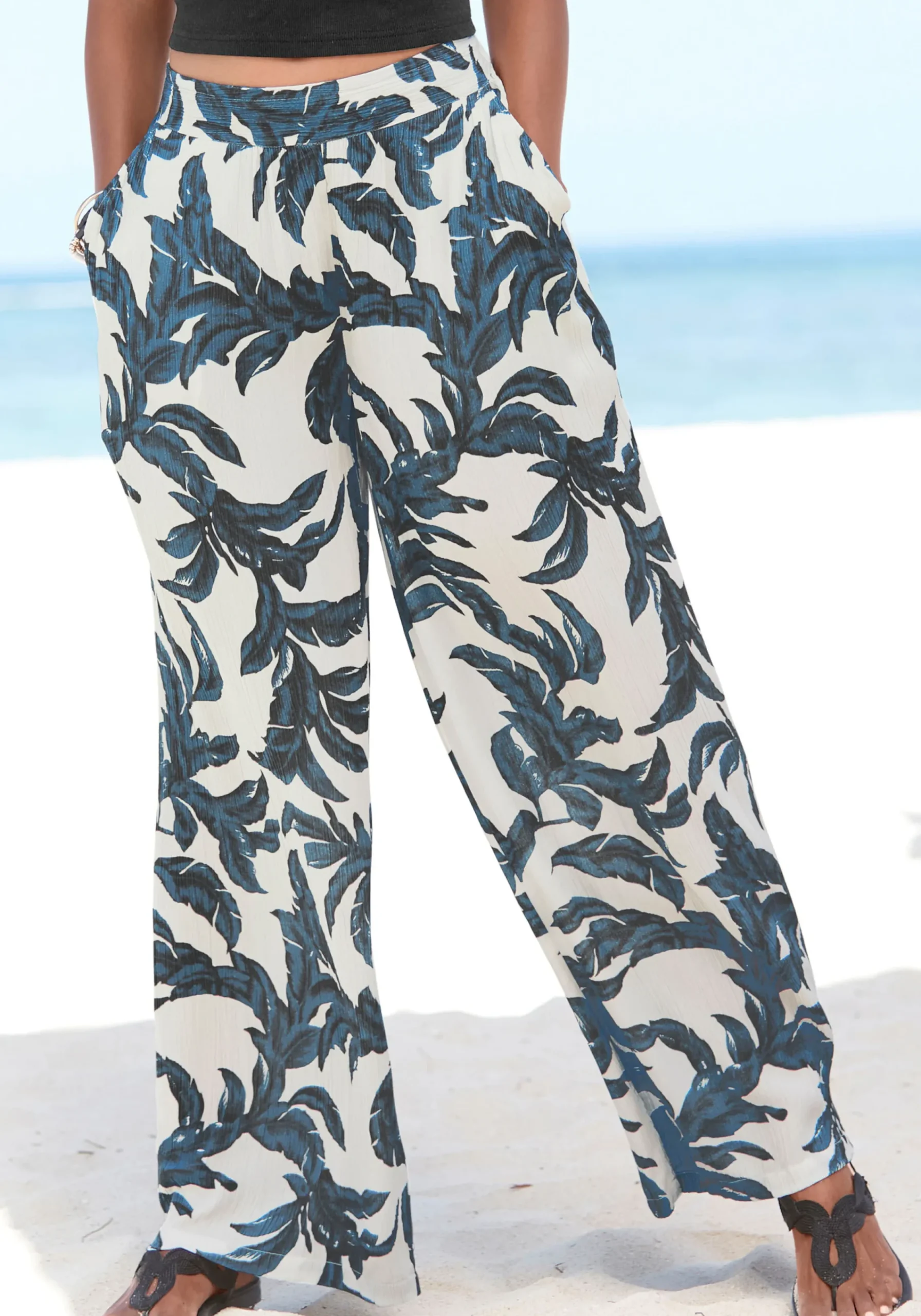 Strandmode|Hosen|s.Oliver Palazzohose sand-schwarzbedruckt