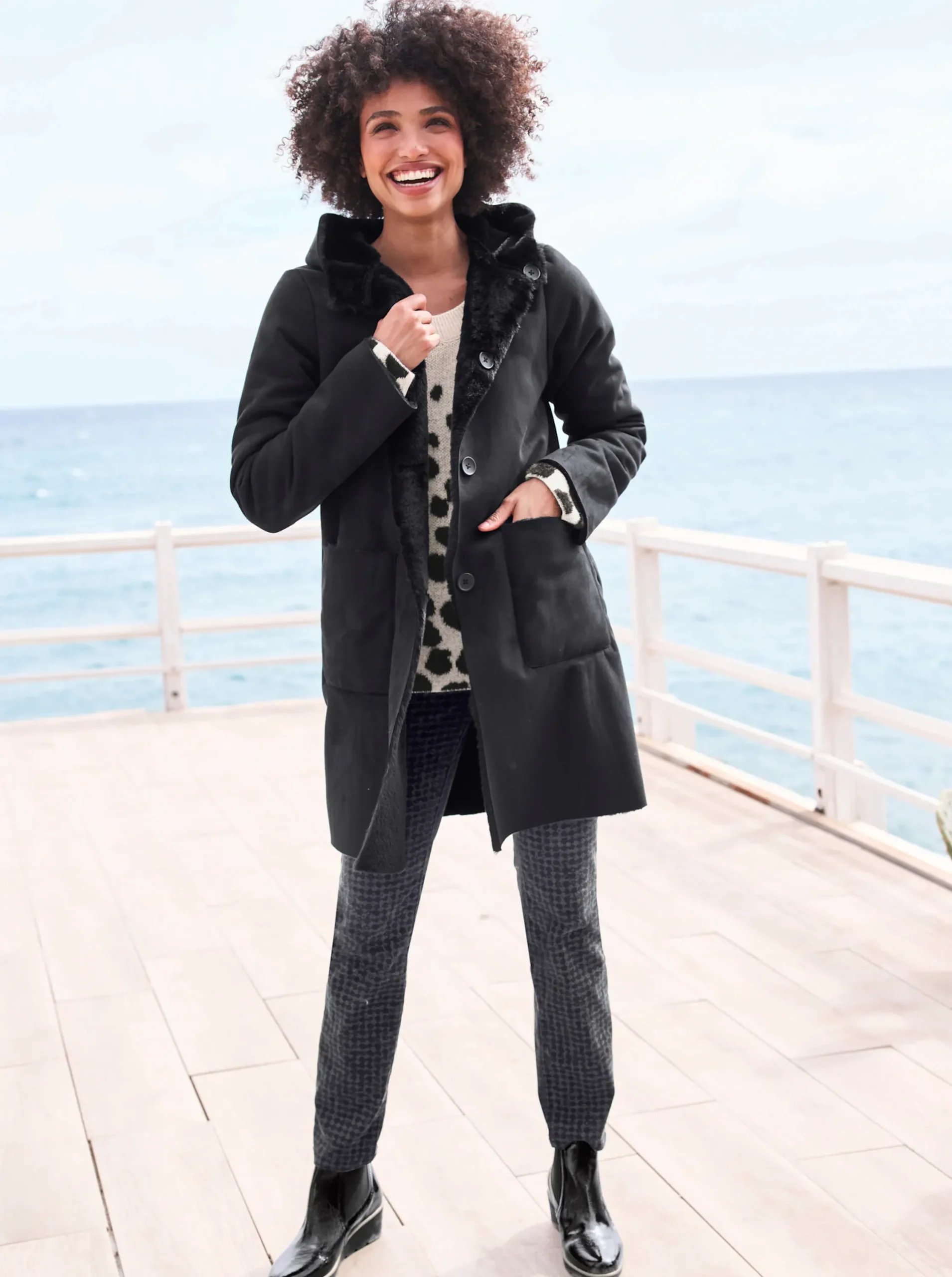 Jeans|heine Röhrenjeans mit effektvollem Druck blackdenim
