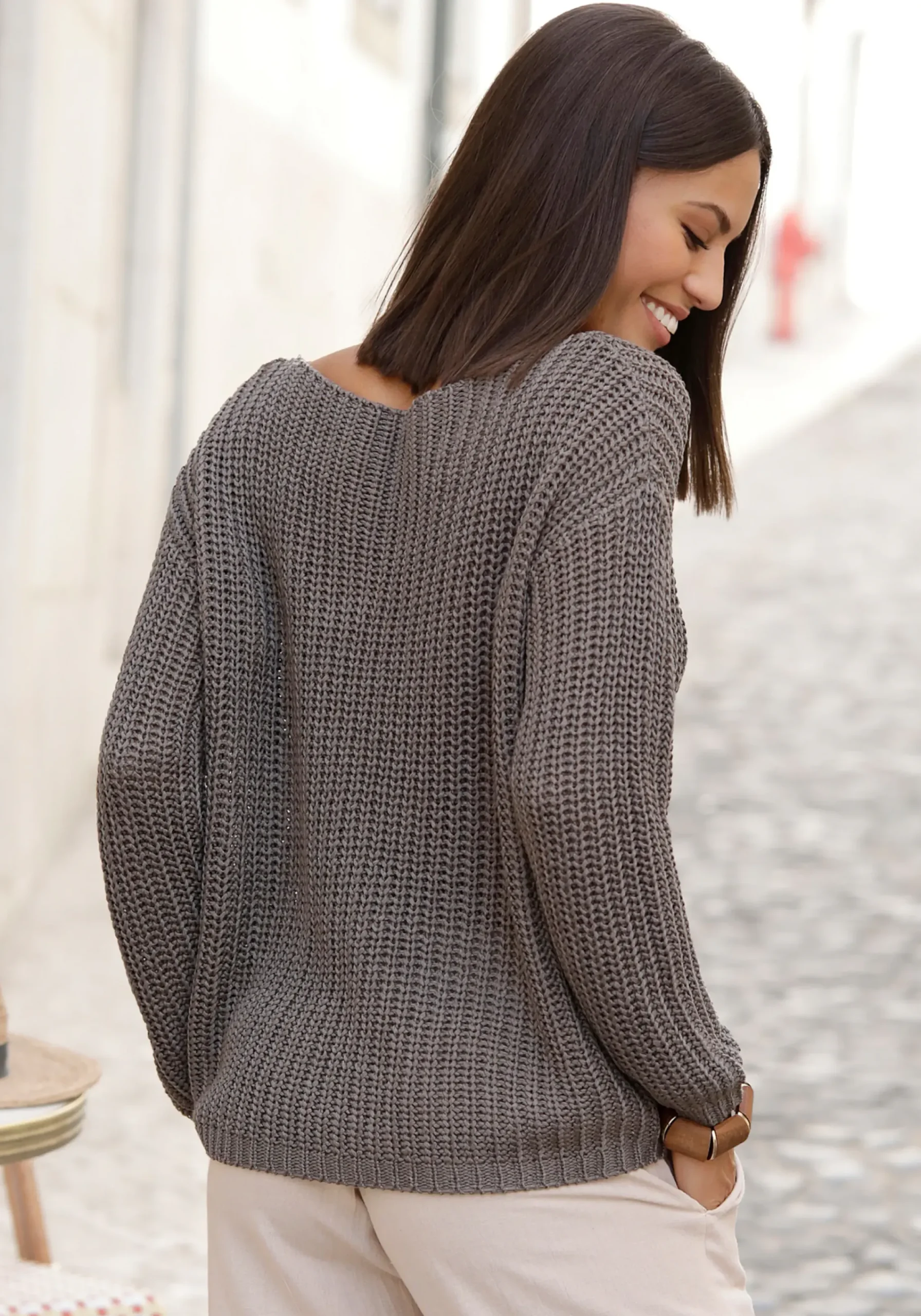 Strandmode|LASCANA Rundhalspullover khaki