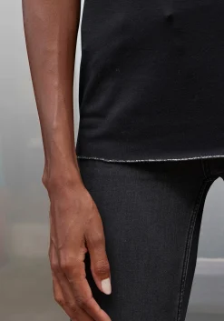 Strandmode|LASCANA Rundhalsshirt schwarz