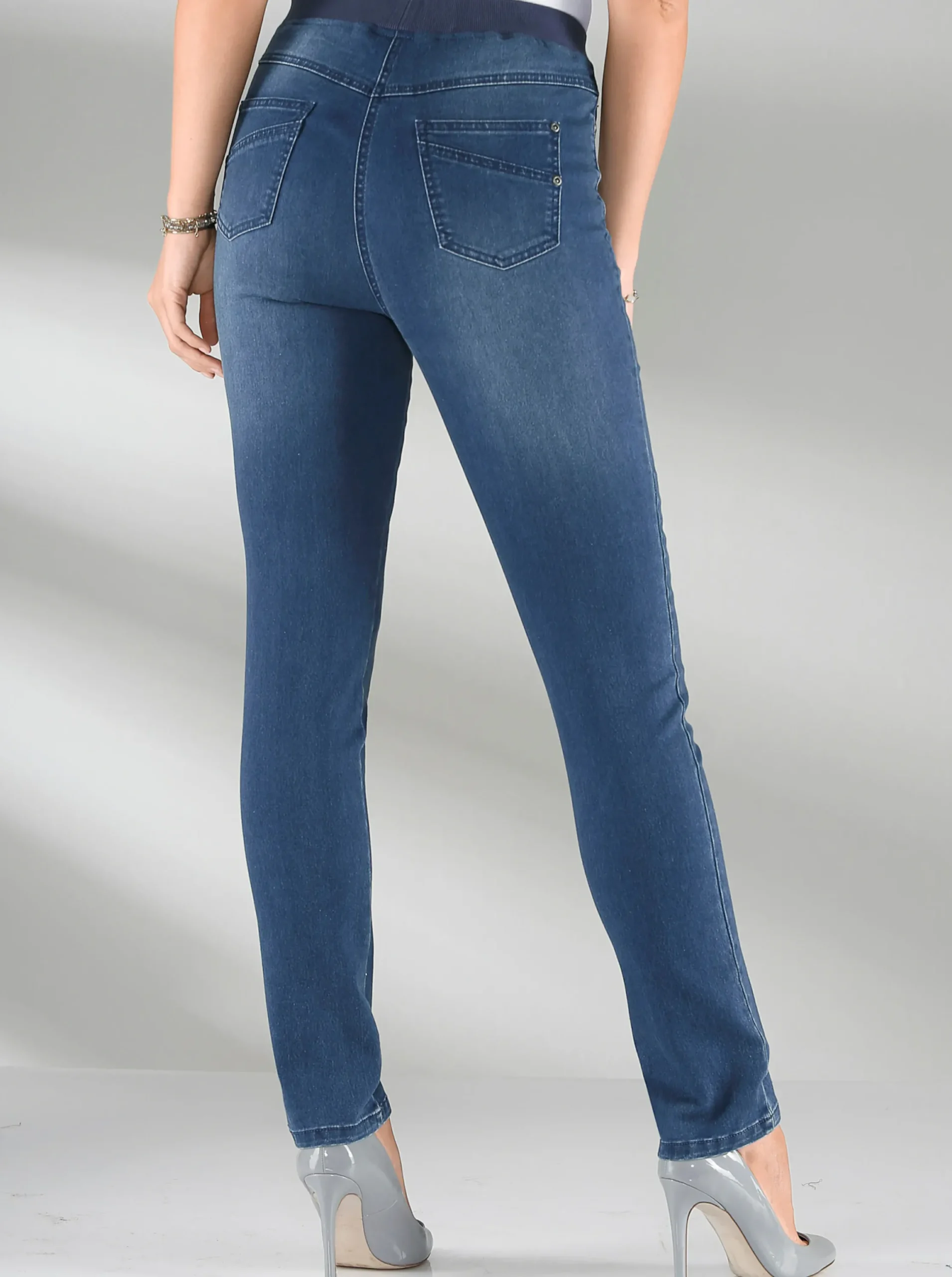 Jeans| Schlupfjeans mit geripptem Strick-Dehnbund blue-stone-washed