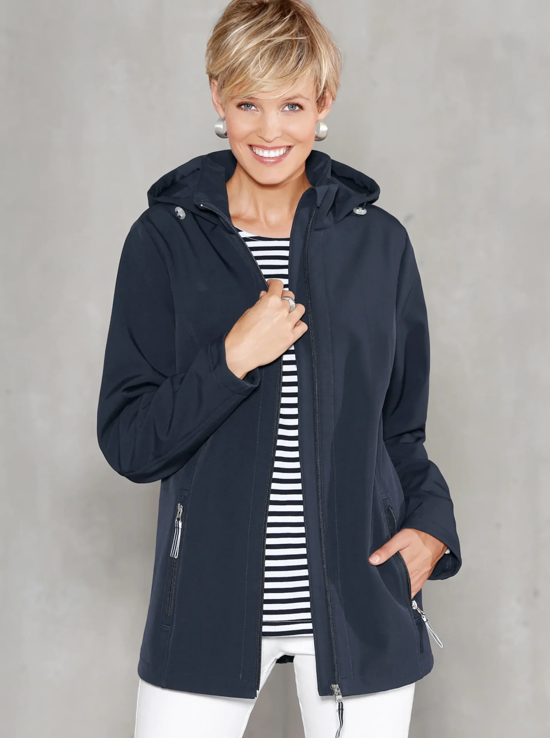 Jacken| Softshelljacke winddicht, atmungsaktiv marine