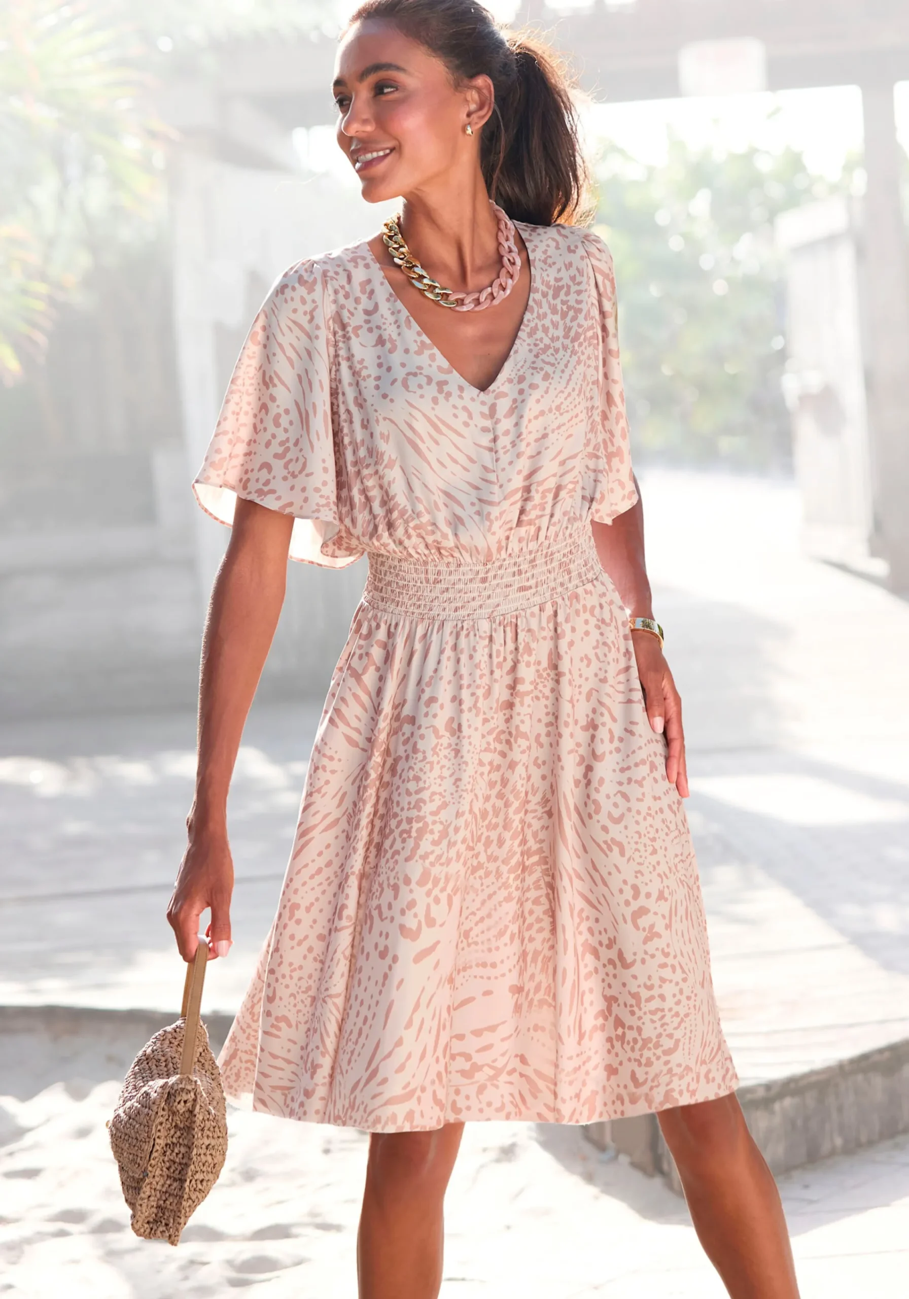 Strandkleider|Kleider|LASCANA Sommerkleid sand-beigebedruckt