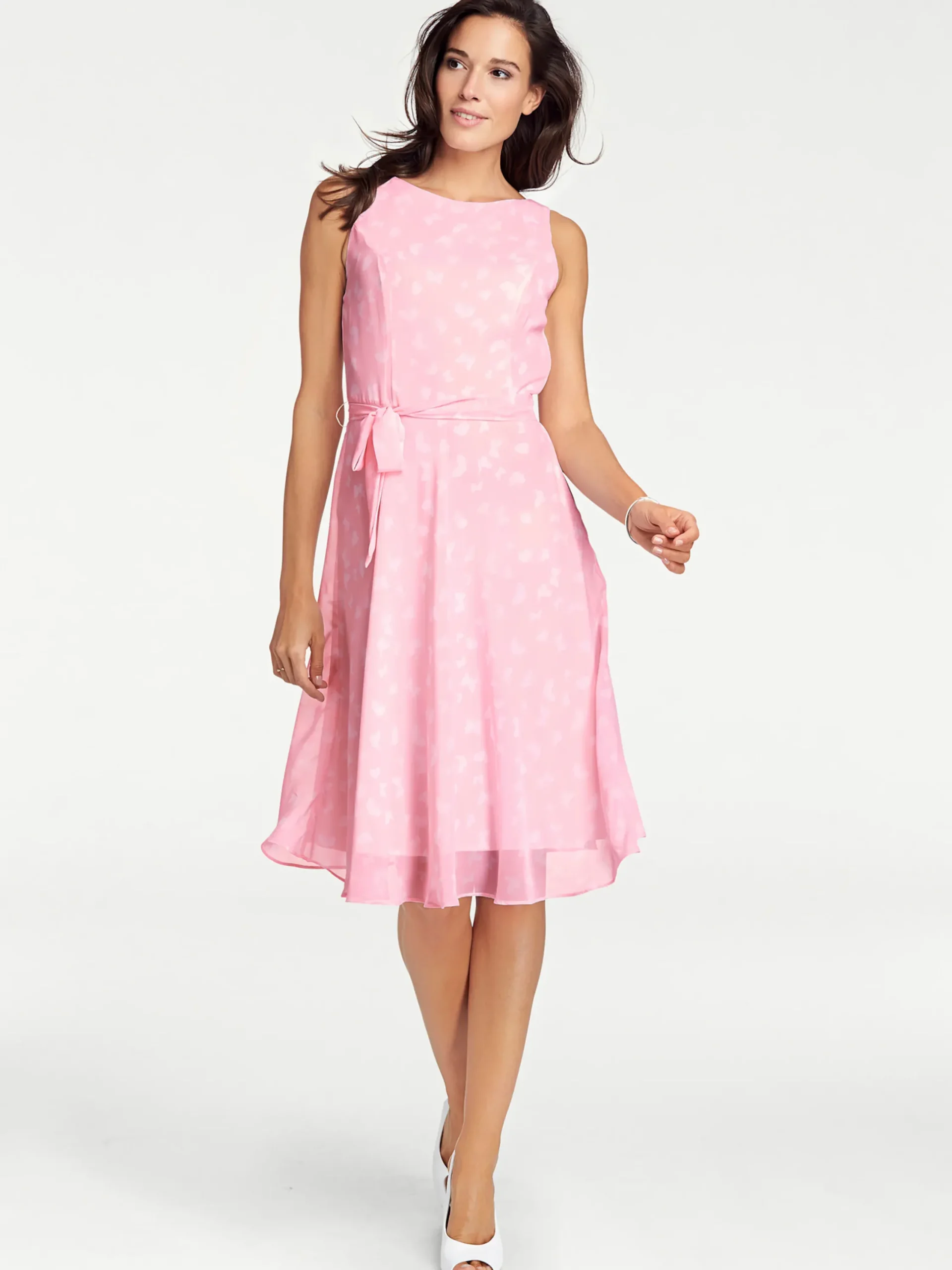 Kleider|heine Sommerkleid inklusive Bindegürtel rosé-offwhite