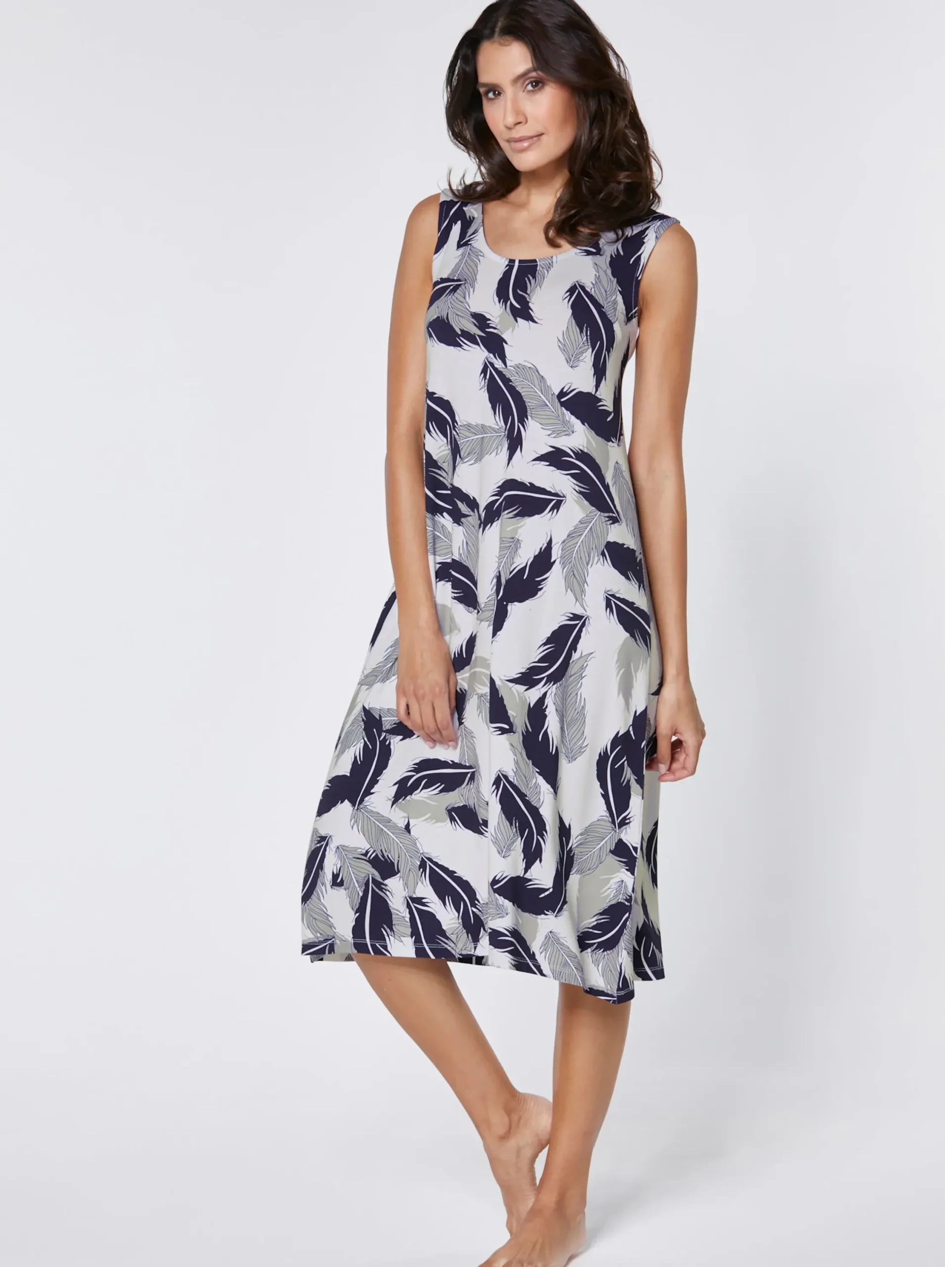Strandkleider|feel good Sommerkleid mit Rundhals-Ausschnitt weiß-bedruckt