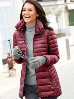 Jacken| Steppjacke mit dezentem Glanz bordeaux