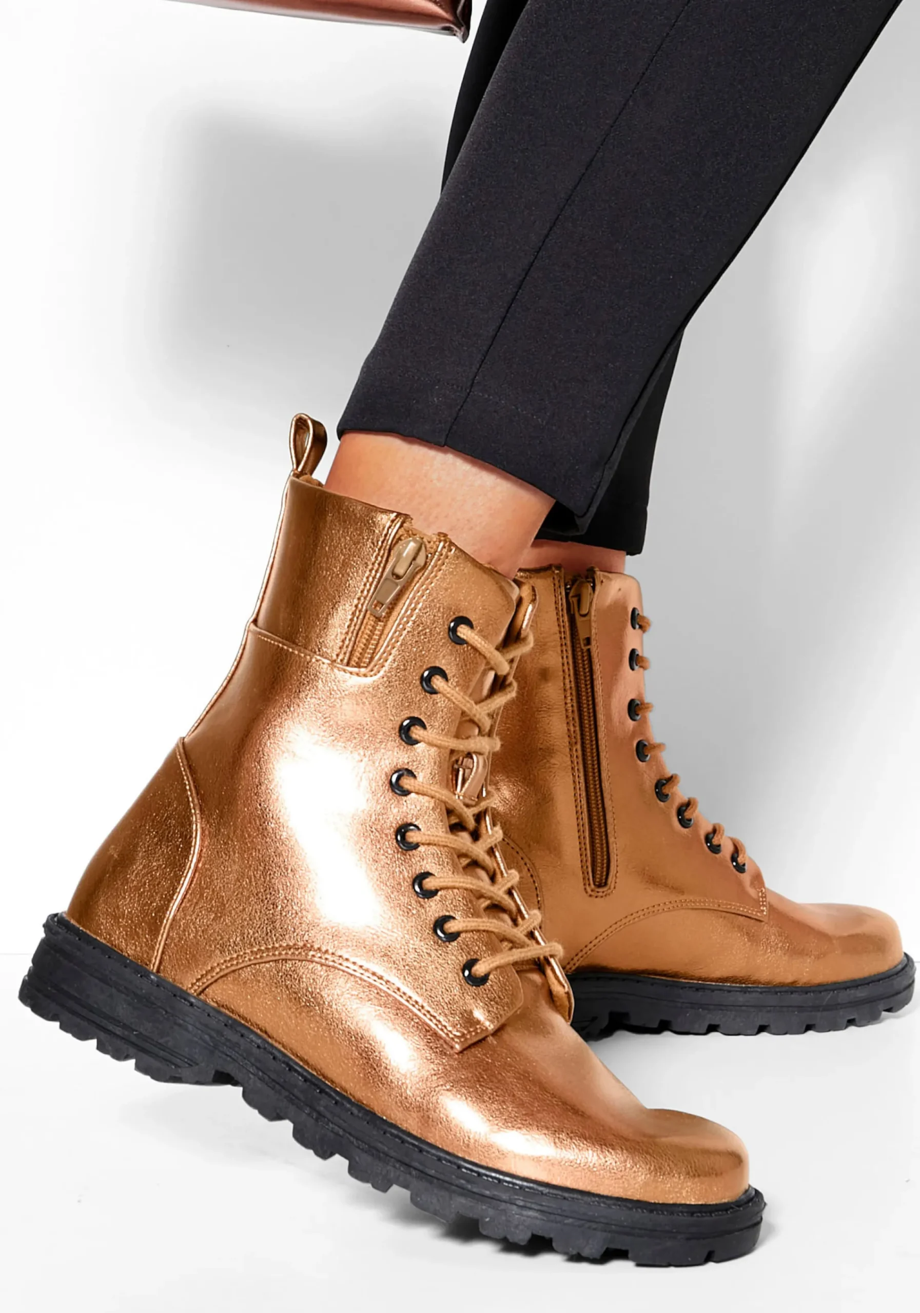 Stiefeletten|Stiefel|LASCANA Stiefelette bronzefarben