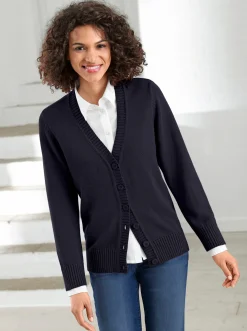 Strickjacken| Strickjacke mit farblich abgestimmten Knöpfen schwarz
