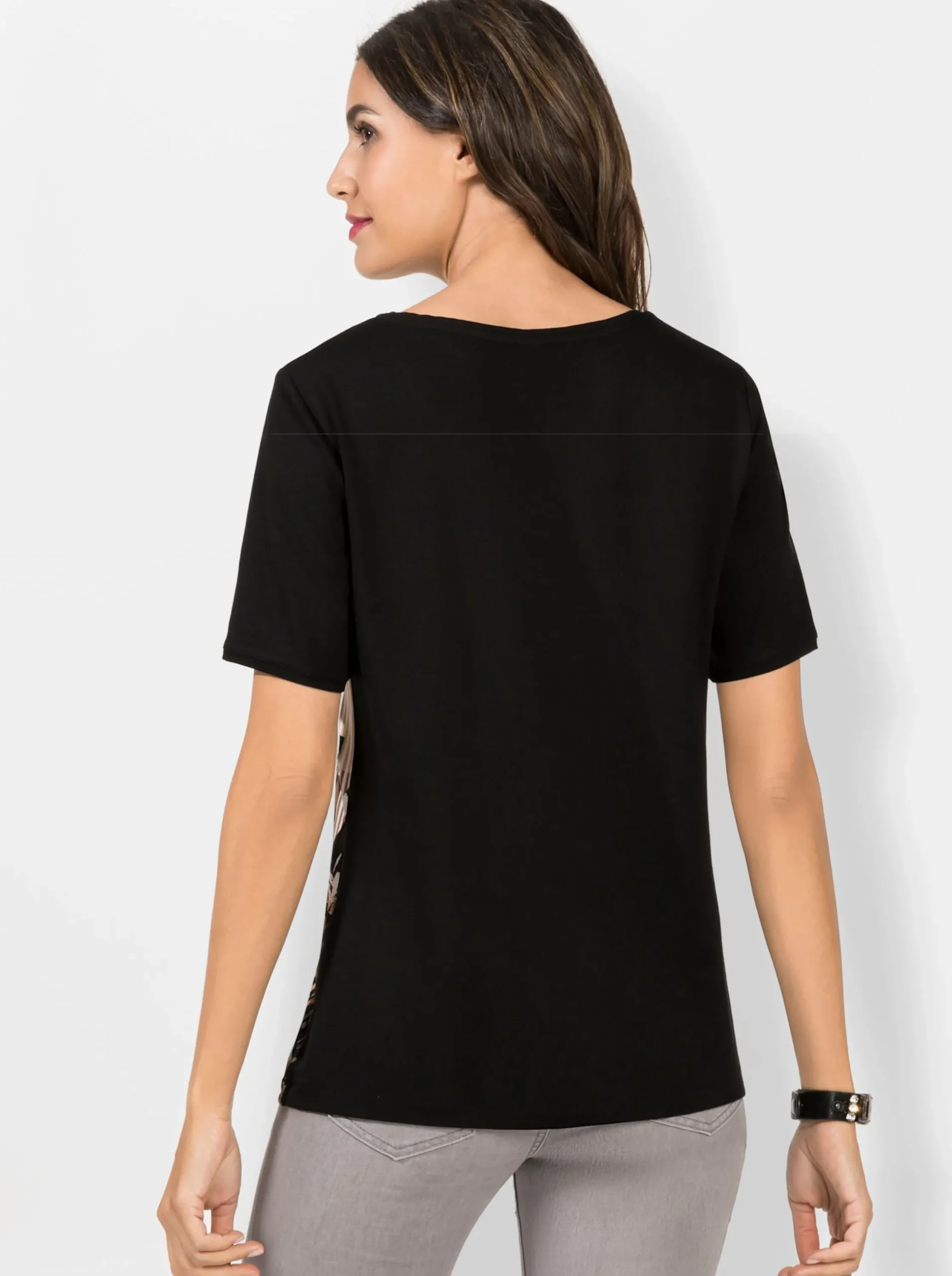 Shirts| T-Shirt mit silberfarbigem Druck schwarz-sand-bedruckt