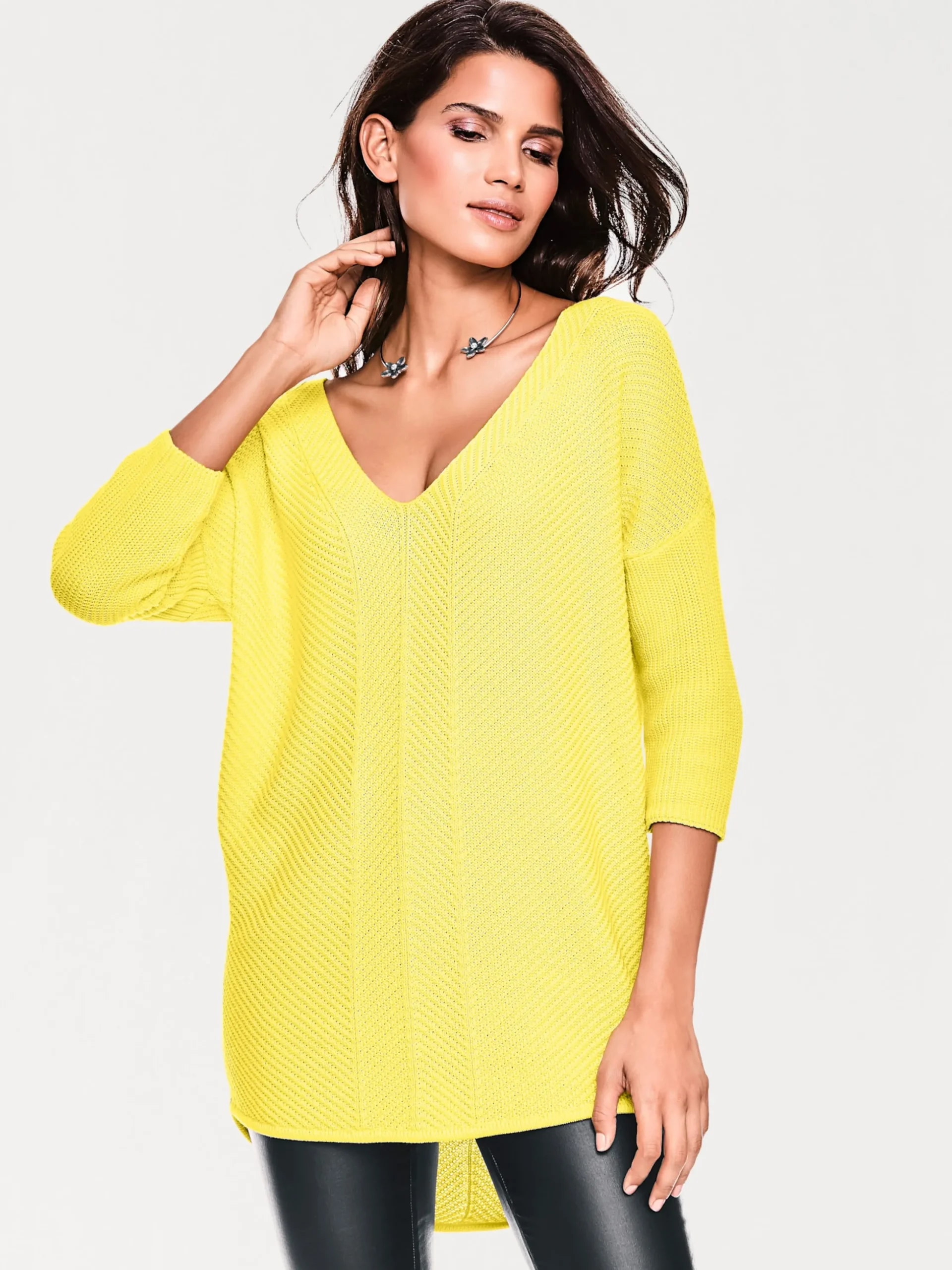 Basics|heine V-Ausschnitt-Pullover im Oversized-Schnitt gelb