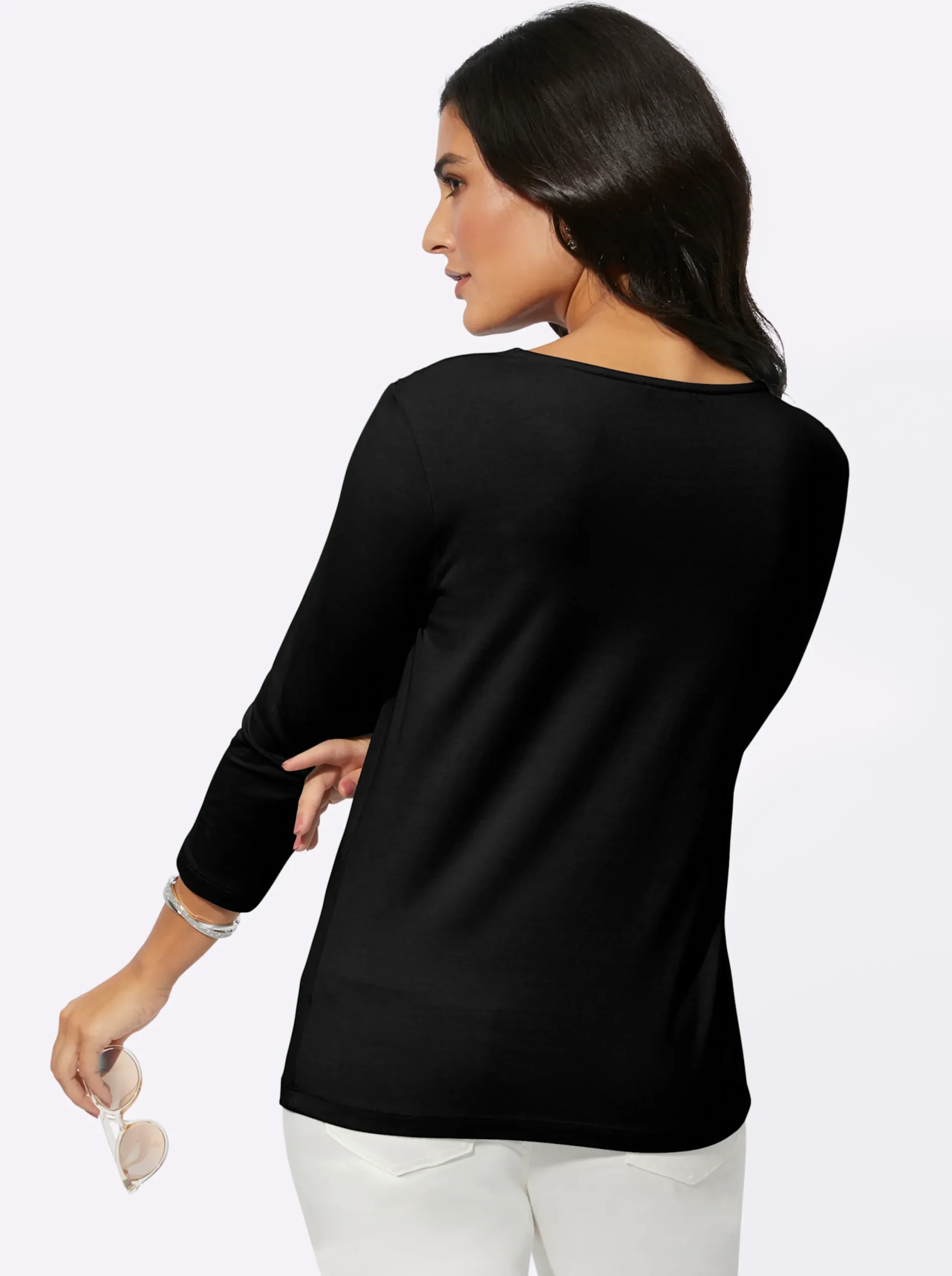 Shirts| V-Shirt mit Blütenspitze schwarz