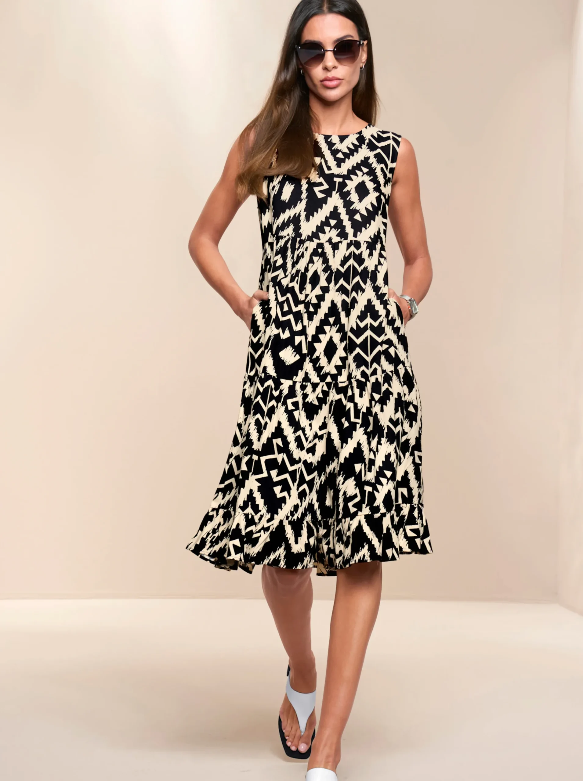 Kleider|heine Webkleid schwarz-champagner-gemustert