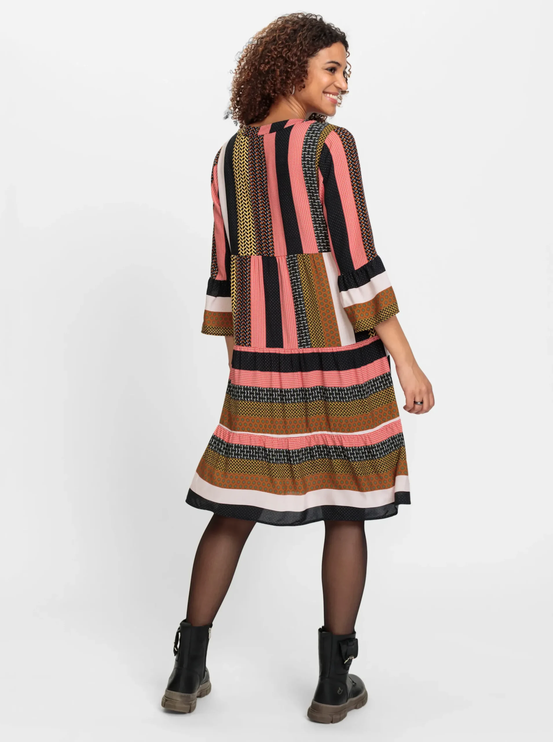 Kleider| Webkleid schwarz-grapefruit-gemustert