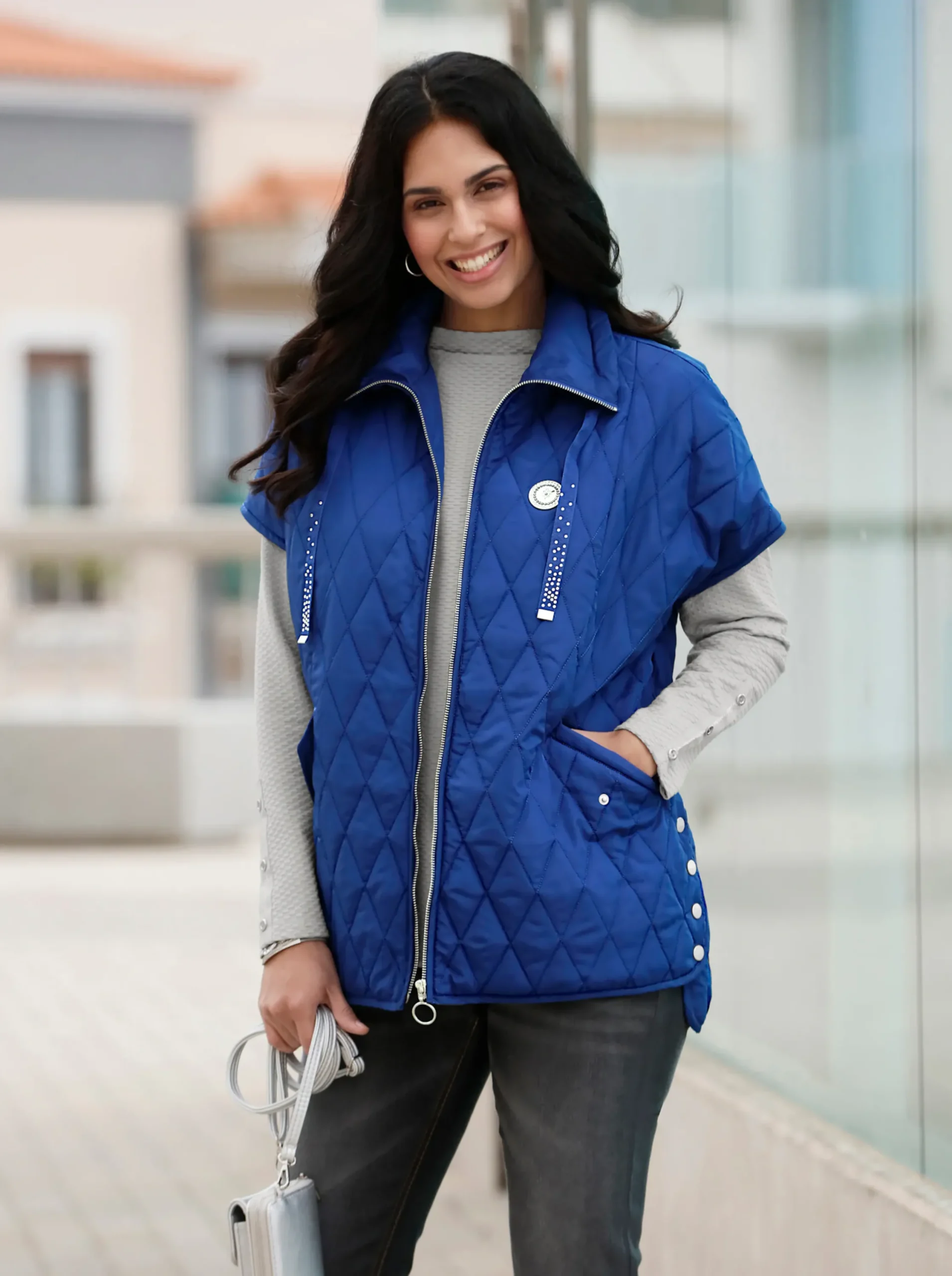 Jacken| Weste mit Rautensteppung royalblau